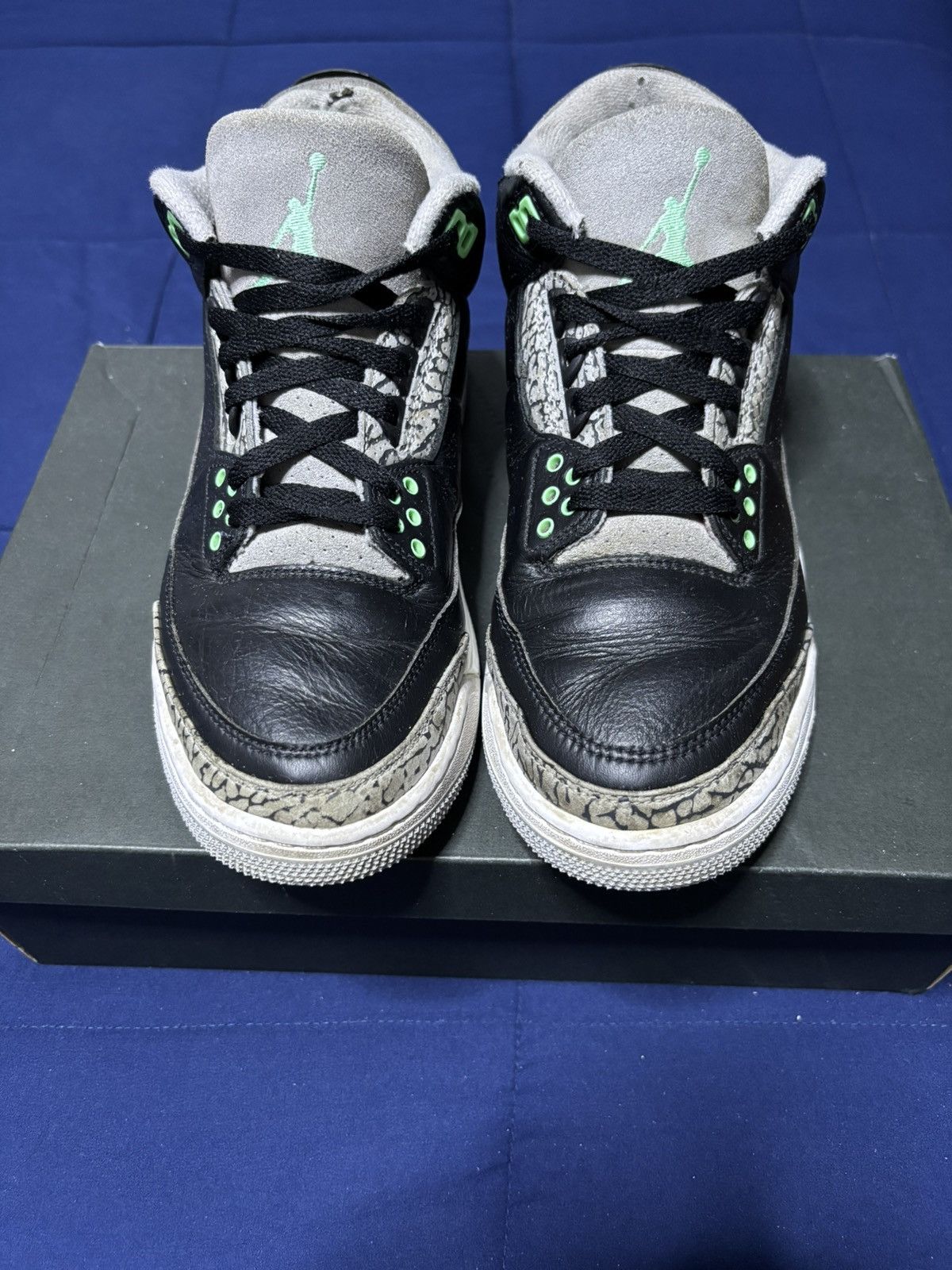 Jordan Brand Jordan 3 Retro Green Glow 2024 Size 8.5 Size US 8.5 / EU 41-42 - 1 Thumbnail