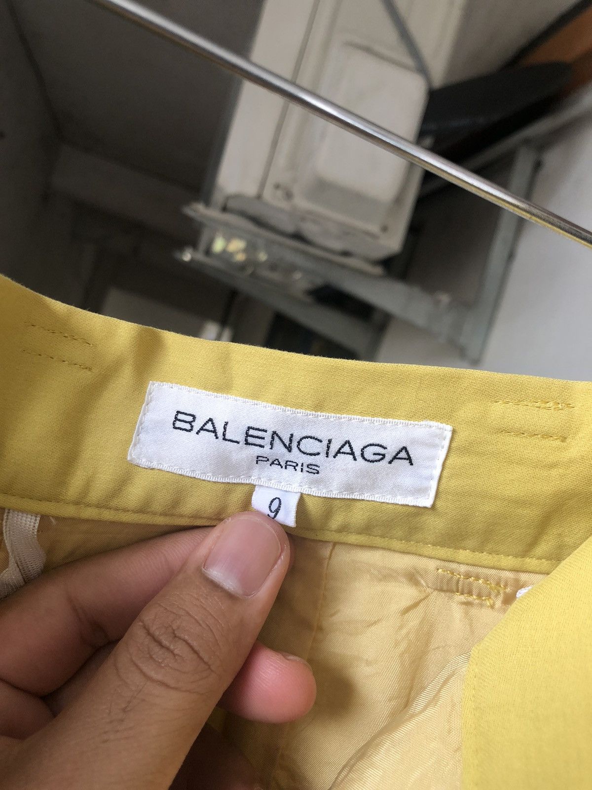 Balenciaga Vintage 90s Balenciaga Paris Yellow Trouser Pants Size 26" / US 2 / IT 38 - 13 Thumbnail