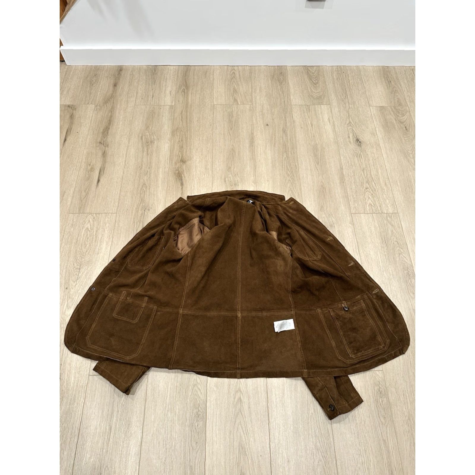 Polo Ralph Lauren Polo Ralph Lauren Goat Suede Utility Jacket Mens Brown Size Large Jacket Mens Brown Polo Ralph Lauren Goat Suede Utility Jacket Regular Size L Size US L / EU 52-54 / 3 - 6 Thumbnail