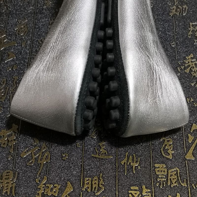 Gucci Gucci Silver Bee Ballet Flats Size US 7.5 / EU 40-41 - 2 Thumbnail