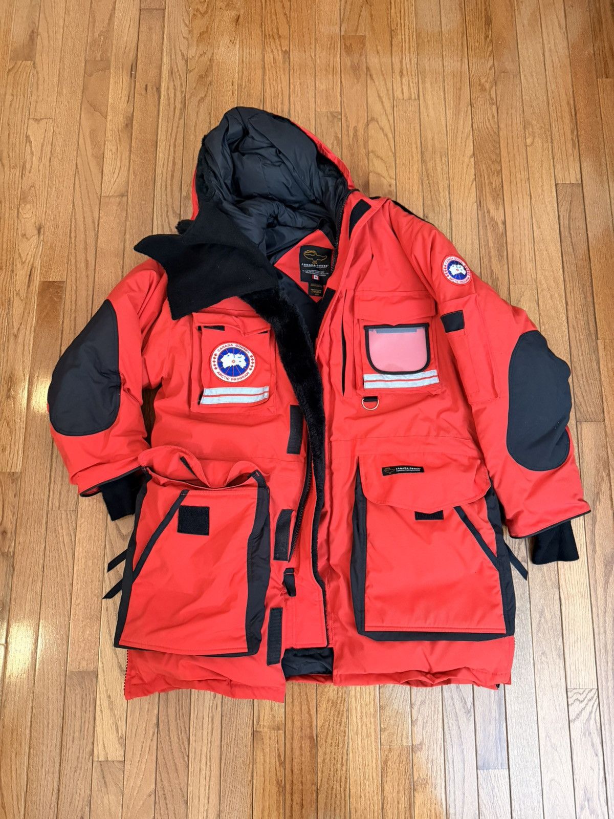Canada Goose Canada Goose Snow Mantra Parka Size US M / EU 48-50 / 2 - 2 Thumbnail