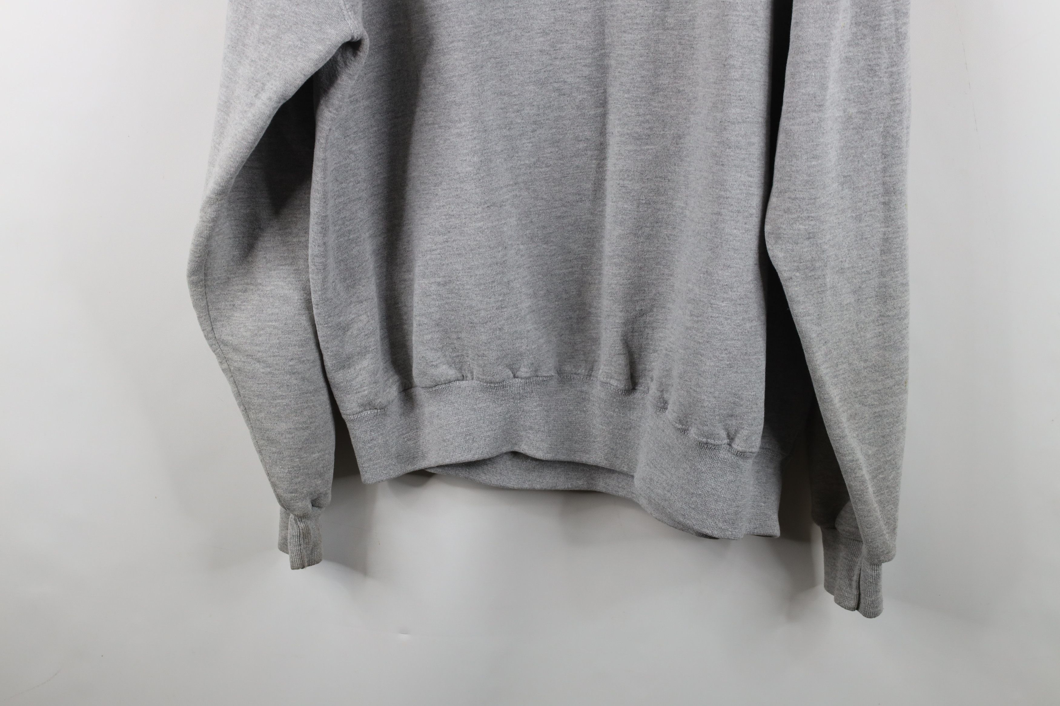 Russell Athletic Vintage 90s Russell Athletic Blank Crewneck Sweatshirt Gray Size US XXL / EU 58 / 5 - 14 Thumbnail