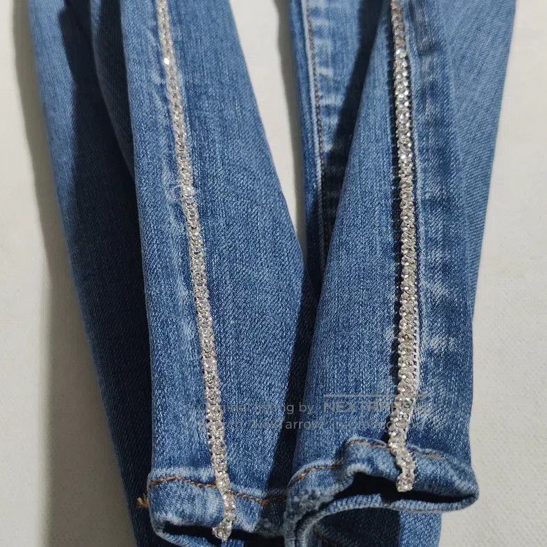 Amiri Amiri Size 32 Sidebar rhinestone blue jeans Size US 32 / EU 48 - 2 Thumbnail