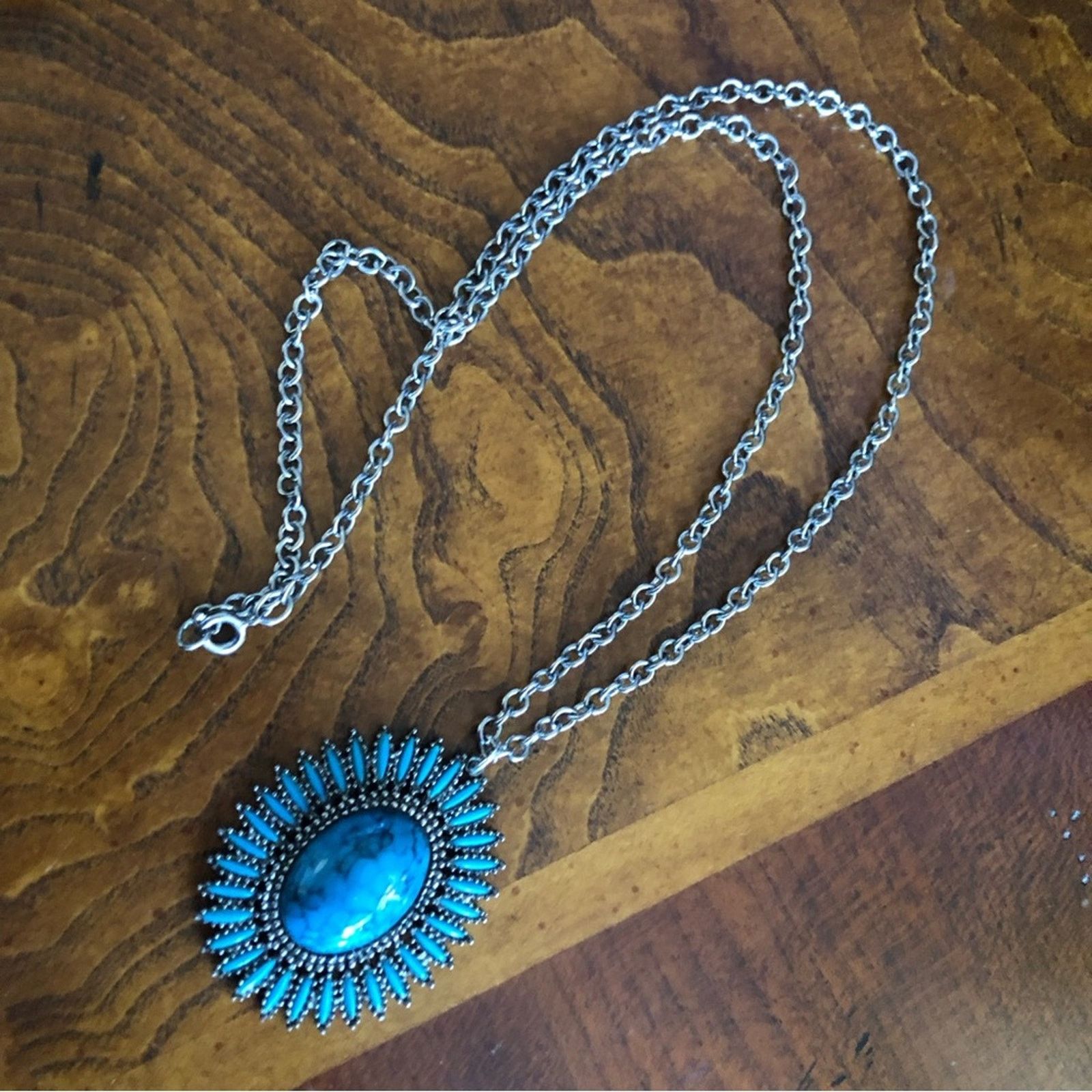 Vintage Vintage Celebrity southwest style pendant on chain necklace Size ONE SIZE - 10 Thumbnail