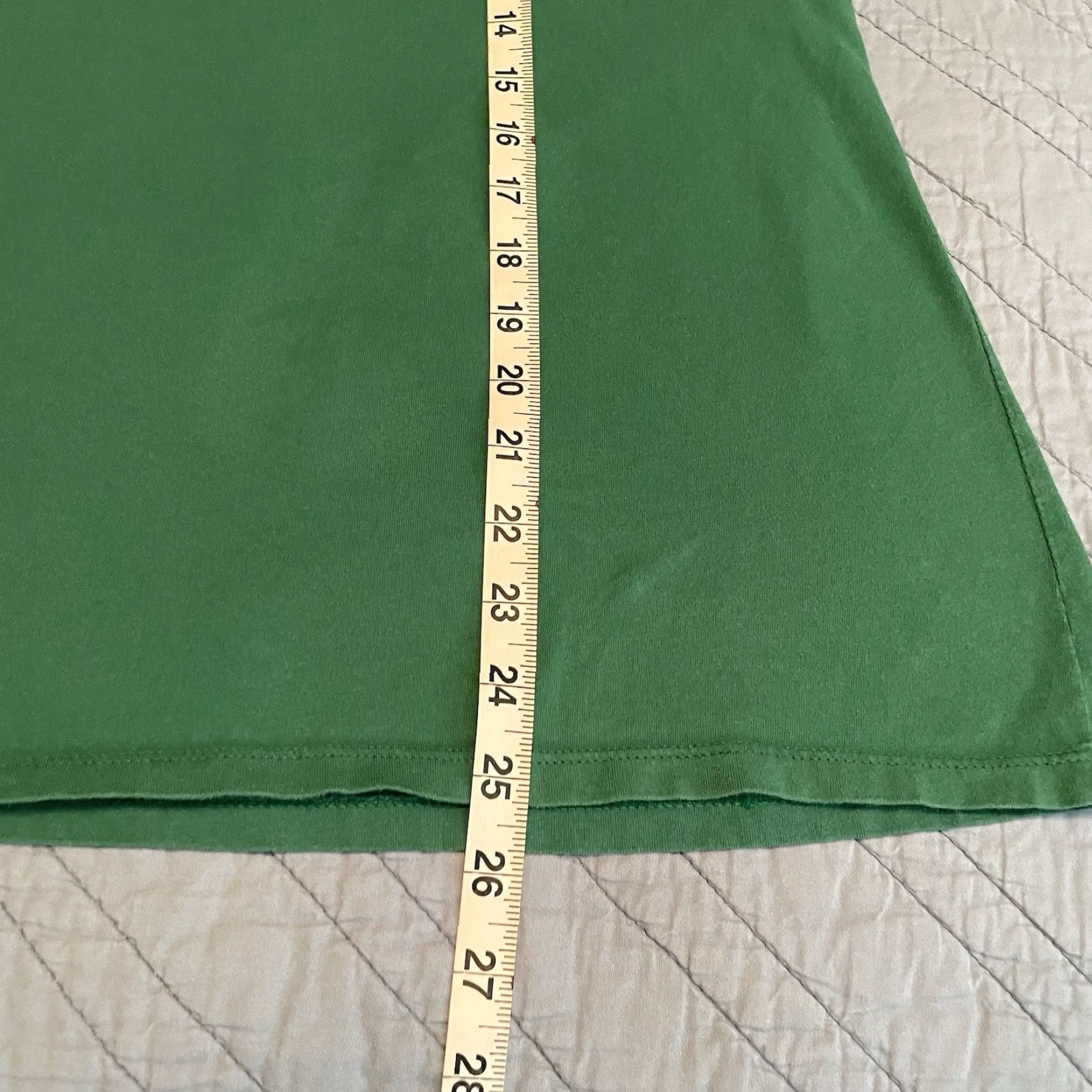 Gildan Go Green T-Shirt Large Vintage Gildan Unisex Adults Cotton Jersey Short Sleeve Crew Neck Spirit Logo Eagles Team Irish Bird City Classic Green Size US L / EU 52-54 / 3 - 6 Thumbnail