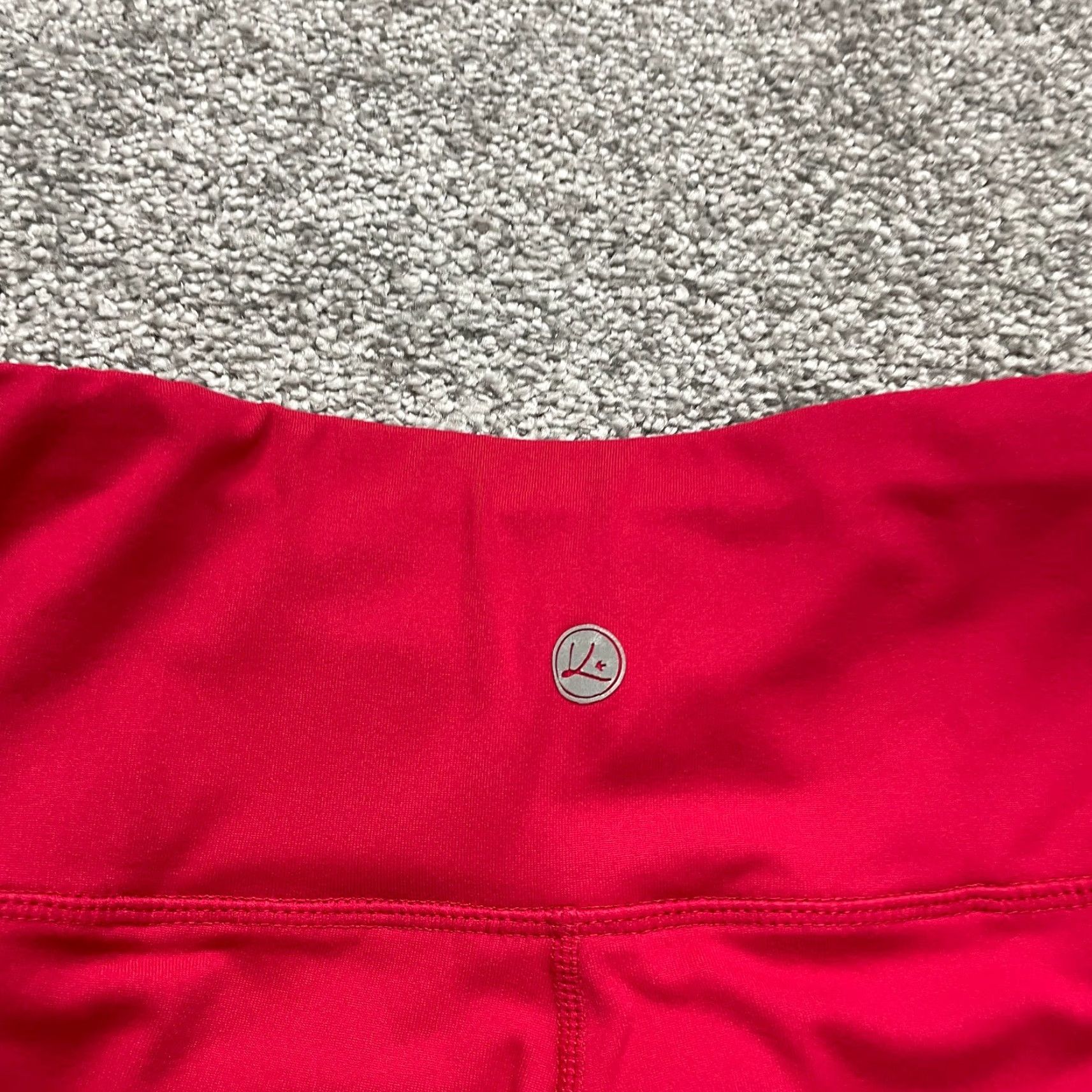 Vintage VINTAGE Queenieke Active Compression Leggings Womens XS Red Mid Rise Athletic Stretch Knitted 22x27 Womens Size 26" / US 2 / IT 38 - 4 Thumbnail