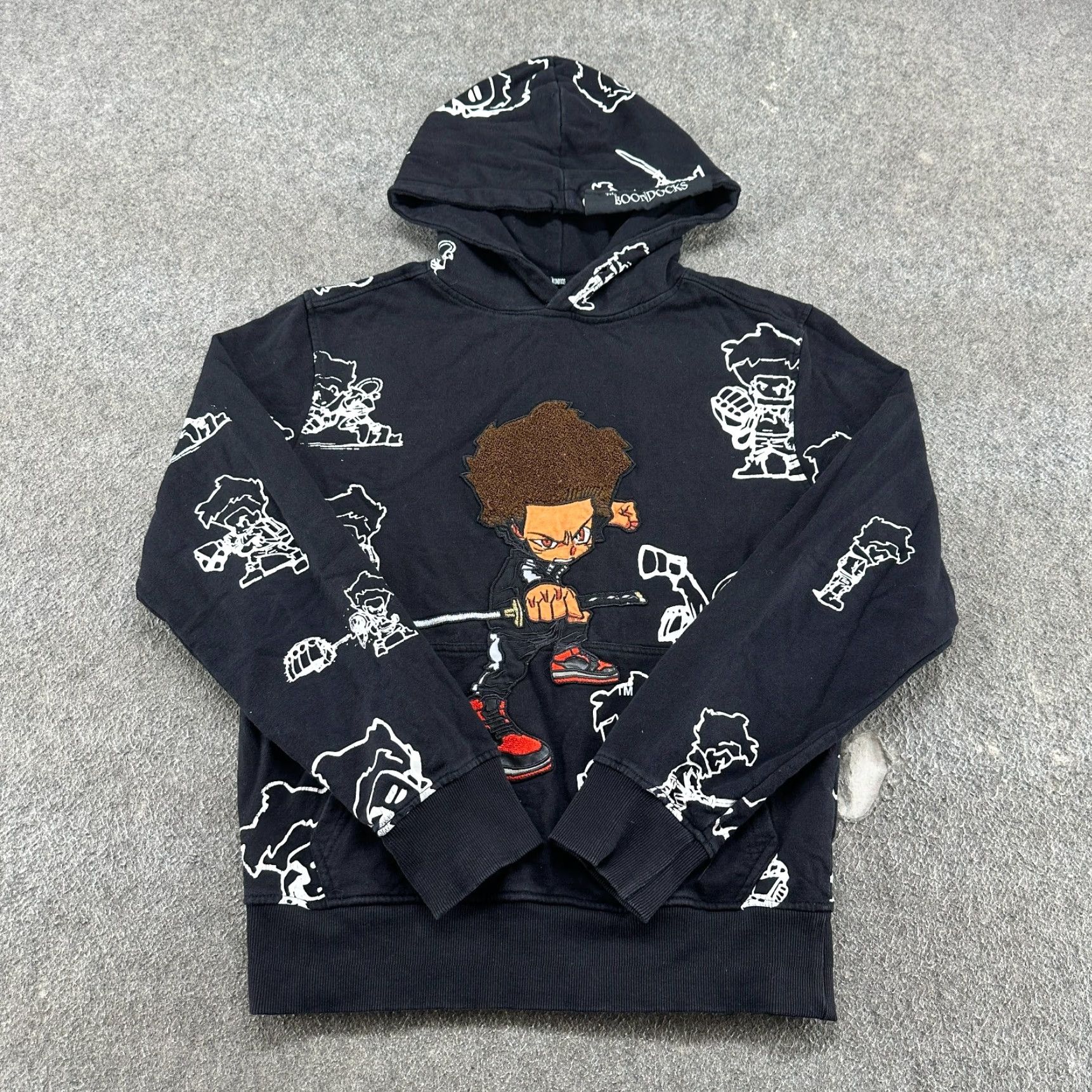 Etro VINTAGE The Boondocks Hoodie Mens L Black Pullover Ninja Chenille AOP Embroidered Logo Zipper Size US L / EU 52-54 / 3 - 2 Thumbnail
