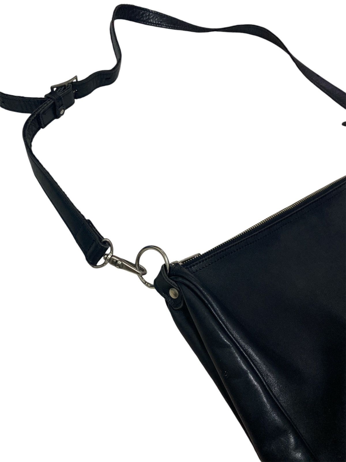 Comme des Garcons Tricot Comme Des Garcons Fully Black Leather Sling bag Size ONE SIZE - 5 Thumbnail