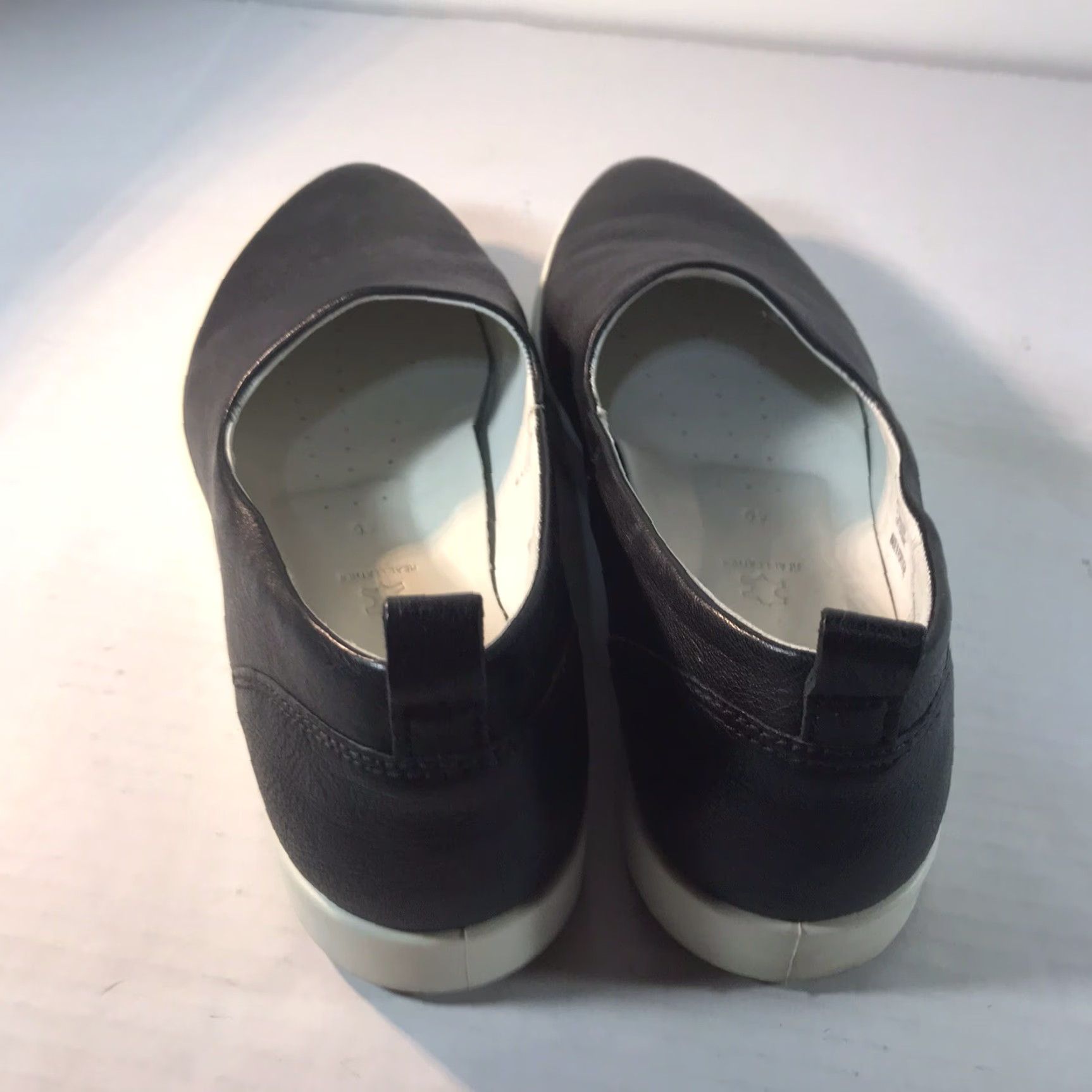 Ecco Ecco Women's Leather Loafers Slip On Flat Size 9 Black Casual Travel Workwear Size US 9 / IT 39 - 6 Thumbnail