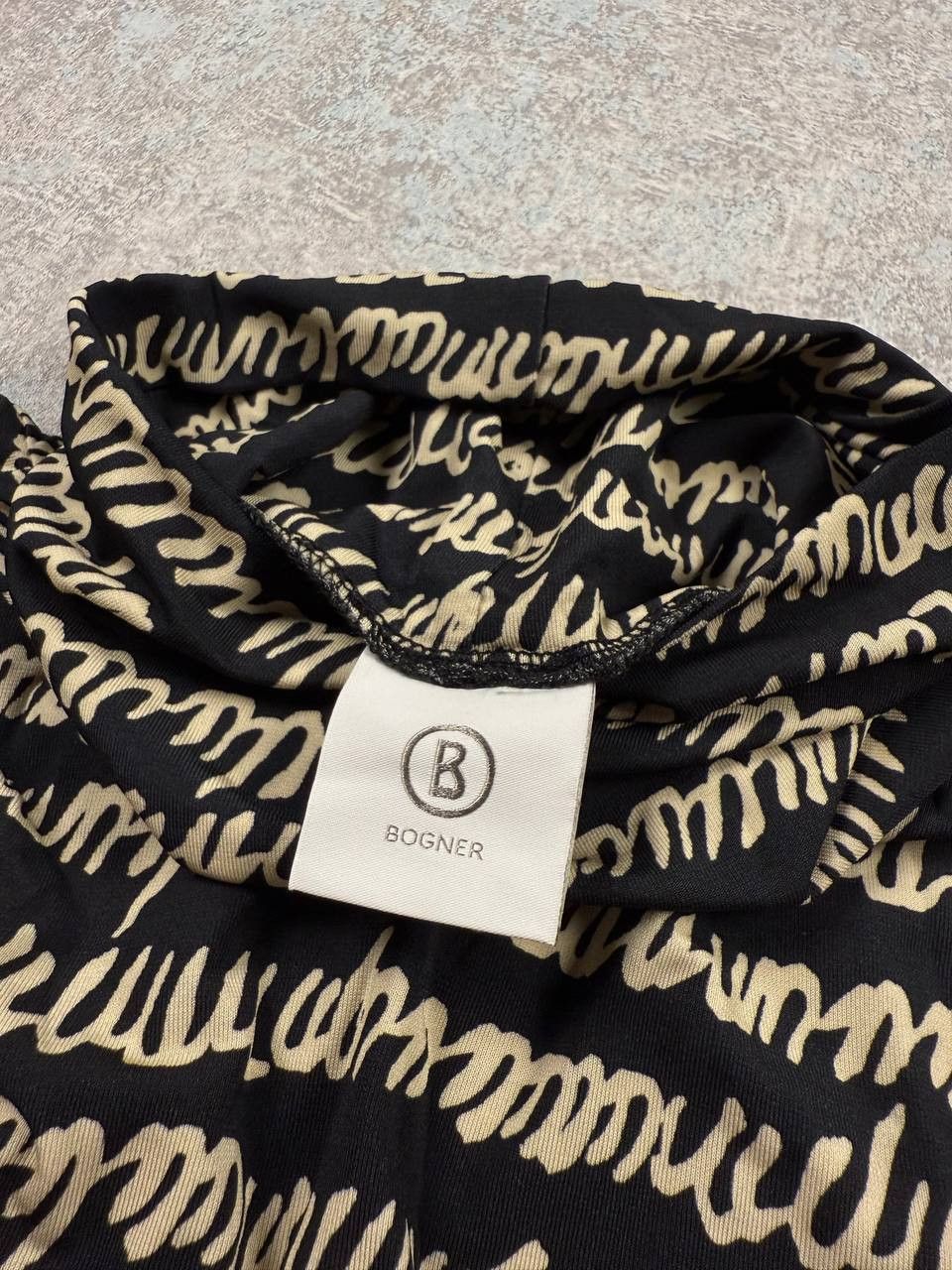 Bogner Bogner Adriana Longsleeve Monogram Mesh Top Size L / US 10 / IT 46 - 4 Thumbnail