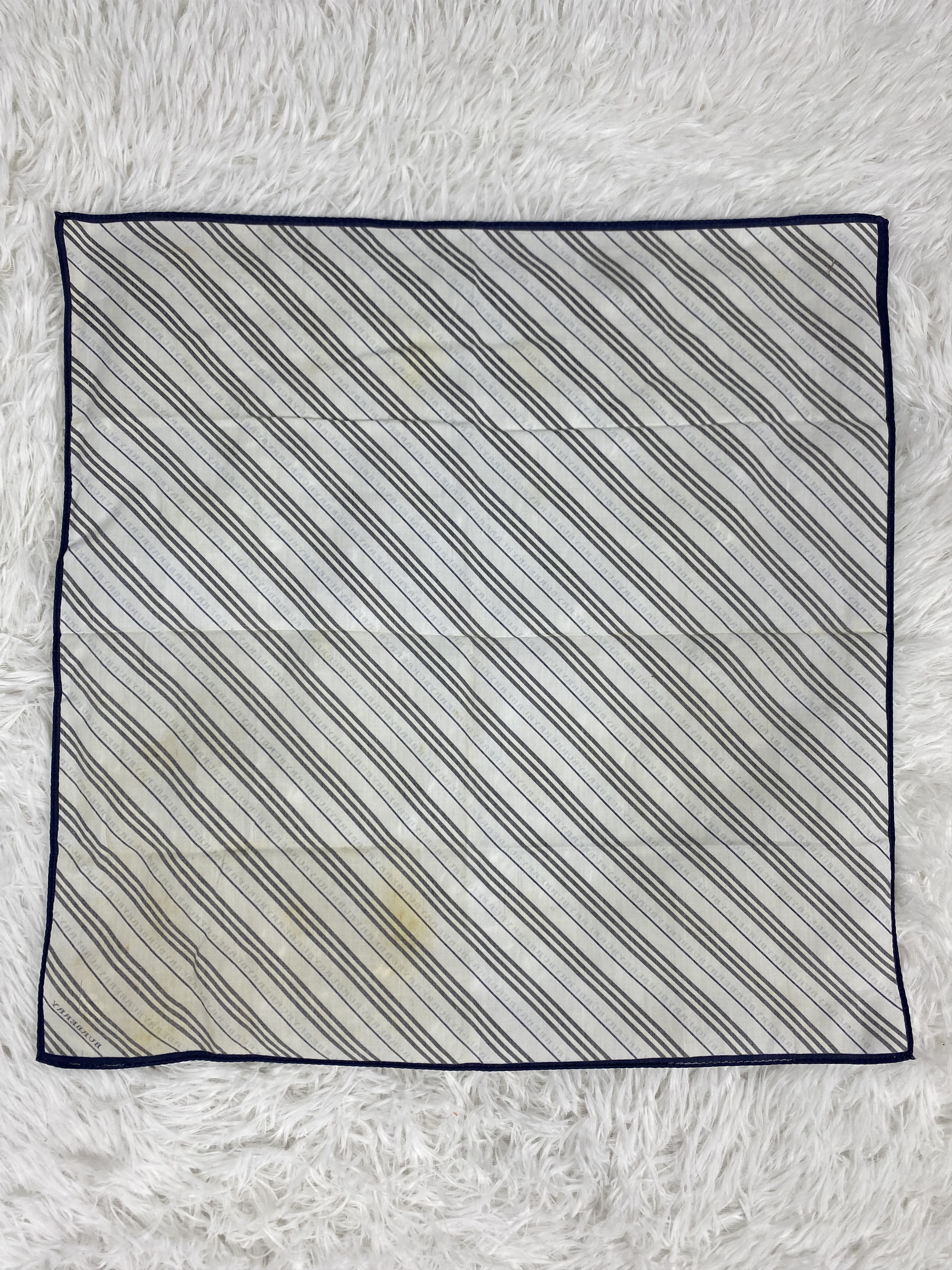 Burberry Vintage Burberry Handkerchief PH0161 Size ONE SIZE - 6 Thumbnail