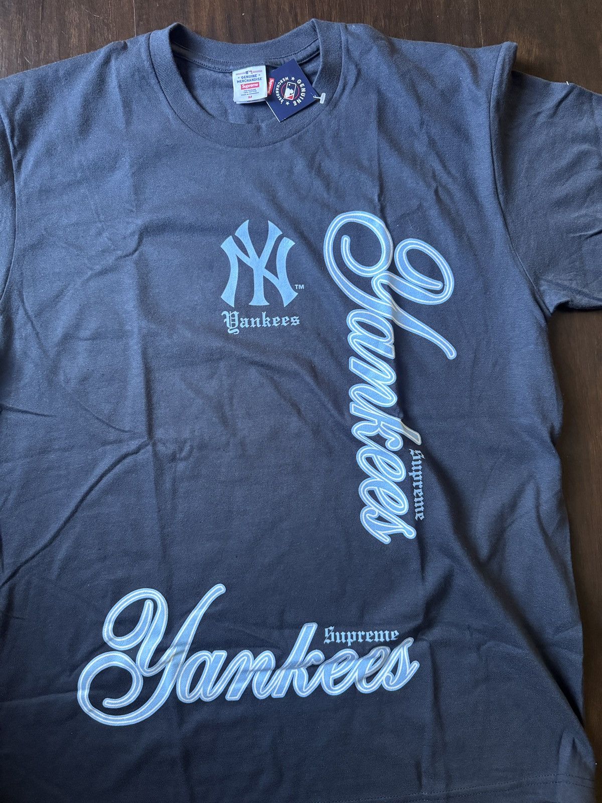 New York Yankees × Supreme Supreme MLB Teams NY Tee Size US M / EU 48-50 / 2 - 2 Thumbnail