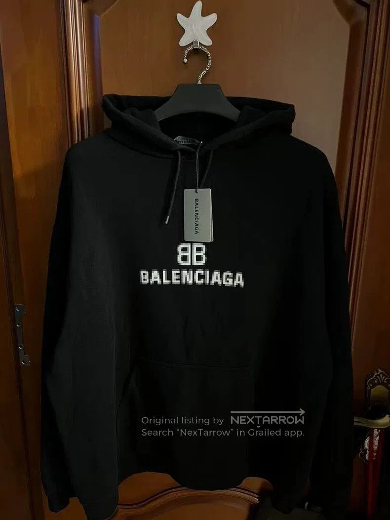 Balenciaga Balenciaga Mosaic XL Hoodie . Size US XL / EU 56 / 4 - 1 Thumbnail