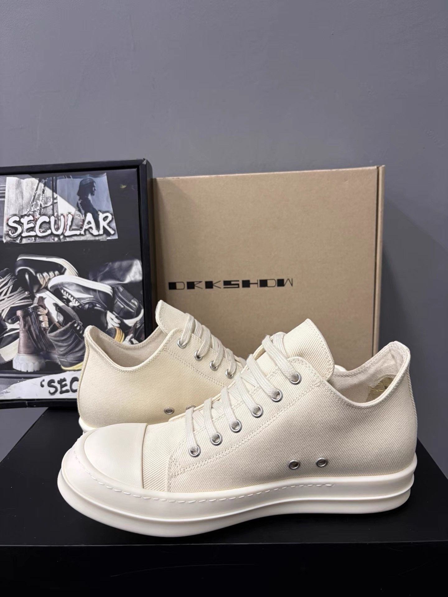 Rick Owens Rick Owens DRKSHDW Low-Top Big Converse Sneakers K34 Size US 6 / IT 36 - 5 Thumbnail