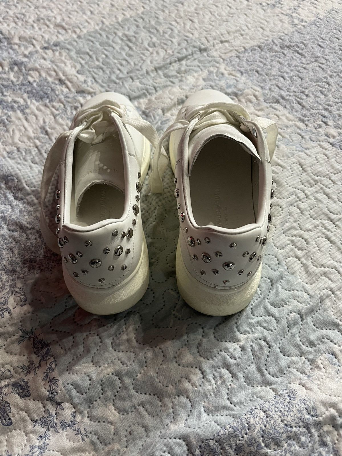 Alexander McQueen Alexander Mcqueen White Studded Oversized Low Top Sneakers Size US 12 / IT 42 - 6 Thumbnail