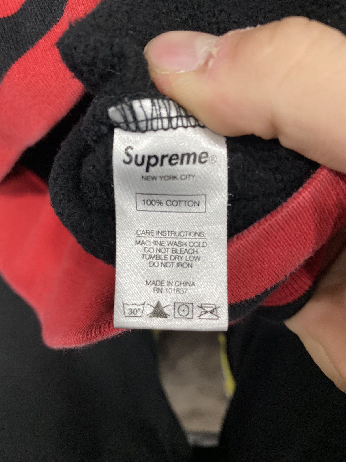 Supreme Supreme Red Green Stripe Hoodie Size US M / EU 48-50 / 2 - 4 Thumbnail