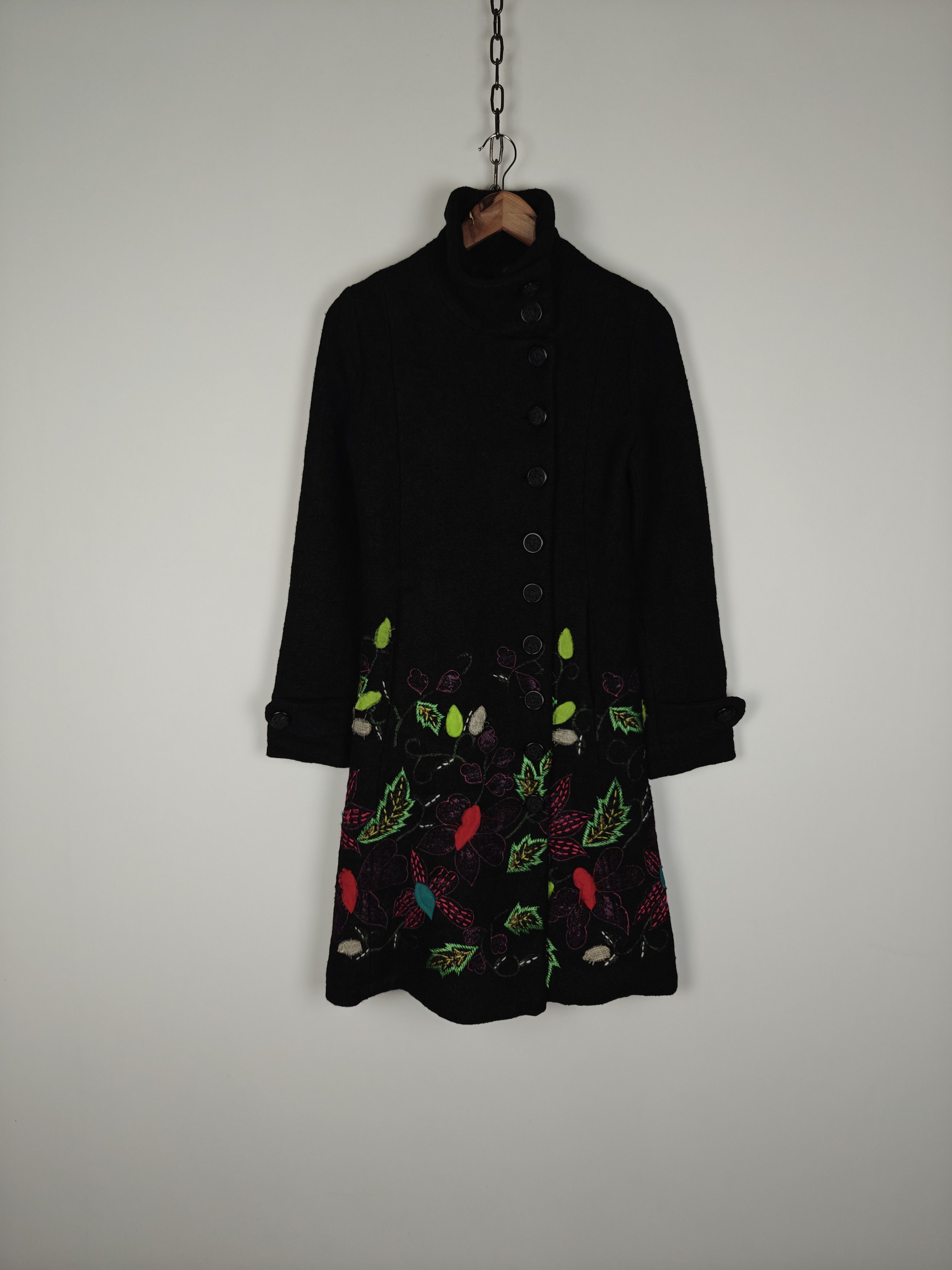 Desigual Desigual Coat Jacket Button Floral Black size 36 Size S / US 4 / IT 40 - 1 Thumbnail