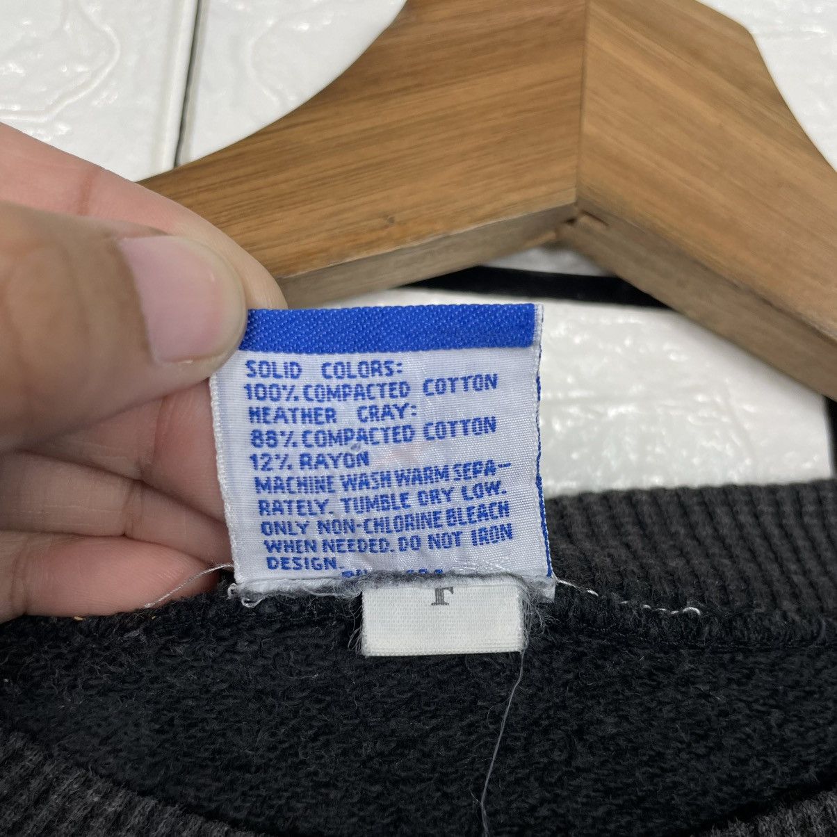 Champion Vintage Champion Big Logo Sweatshirt Size US M / EU 48-50 / 2 - 11 Thumbnail