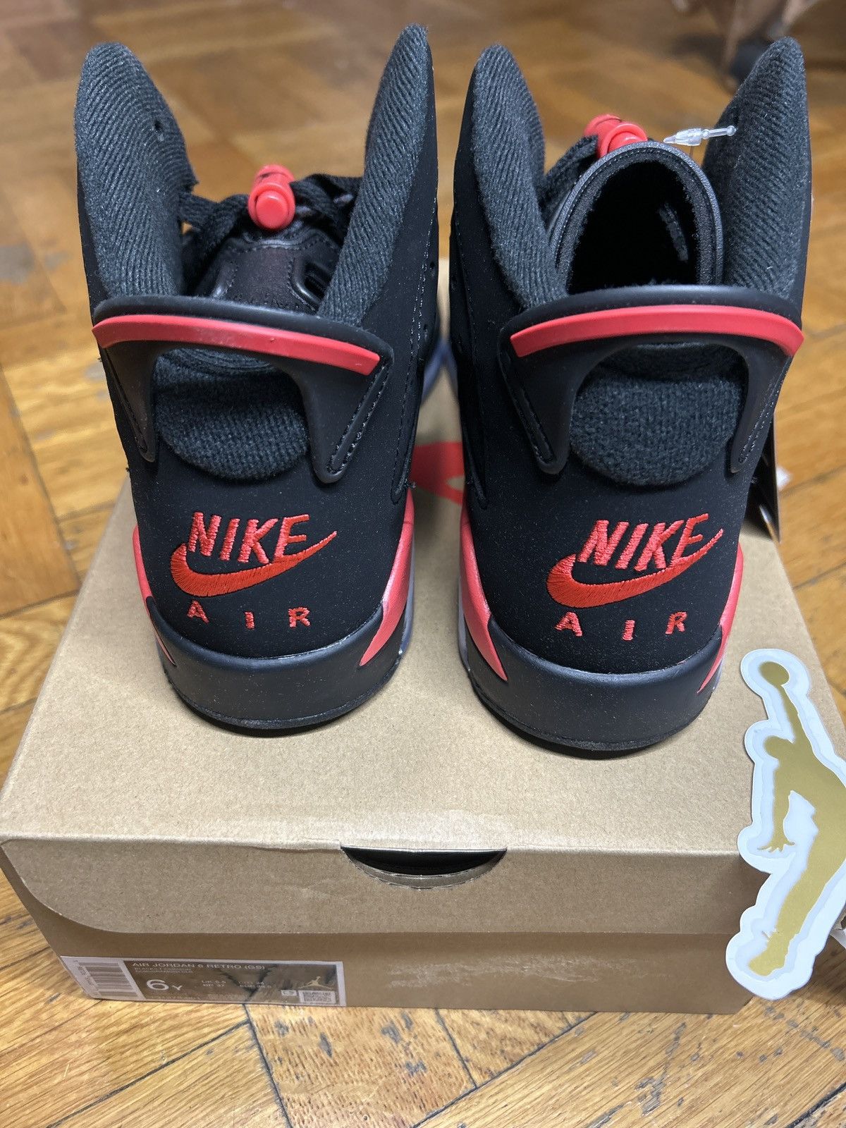 Jordan Brand Air jordan infared salesman 6s Size US 6 / EU 39 - 3 Thumbnail