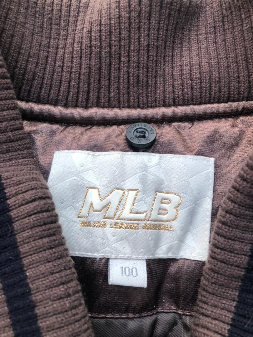 MLB Vintage New York Yankees Varsity Jacket Distressed Size US L / EU 52-54 / 3 - 3 Thumbnail