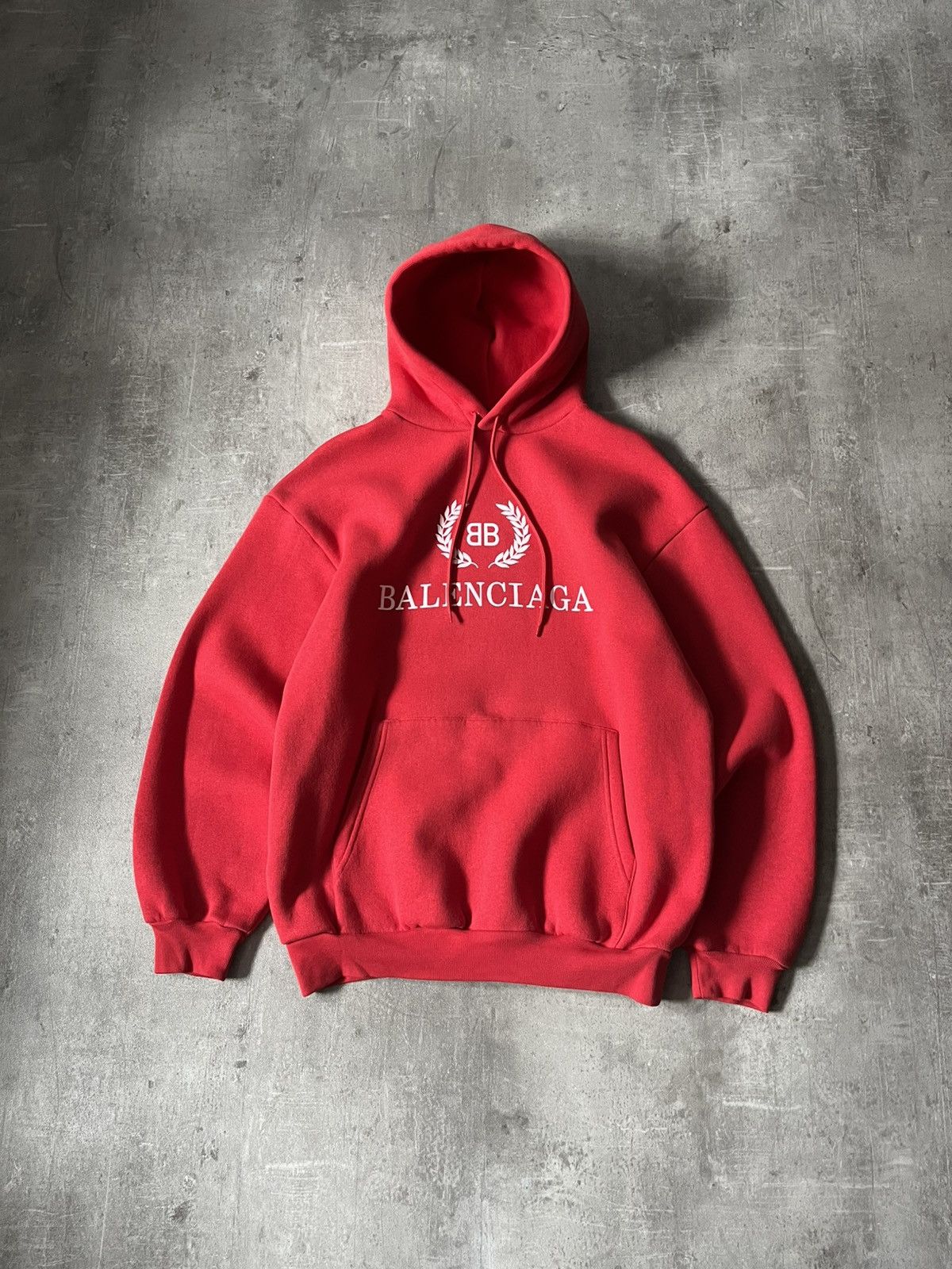 トップス balenciaga tattoo hoodie red XS balenciaga tattoo hoodie red XS