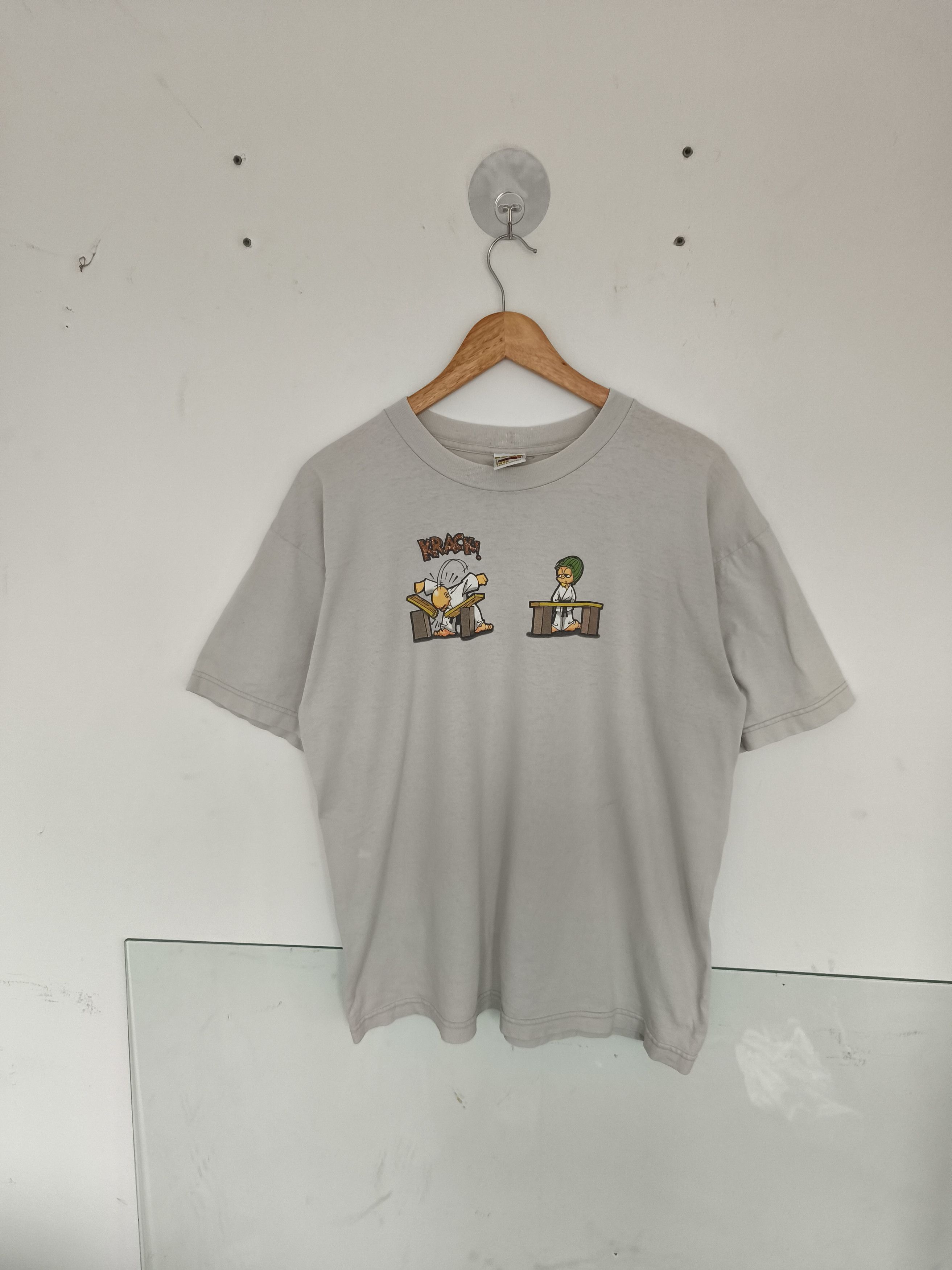 Vintage Vintage Parody T-shirt Size US L / EU 52-54 / 3 - 1 Thumbnail