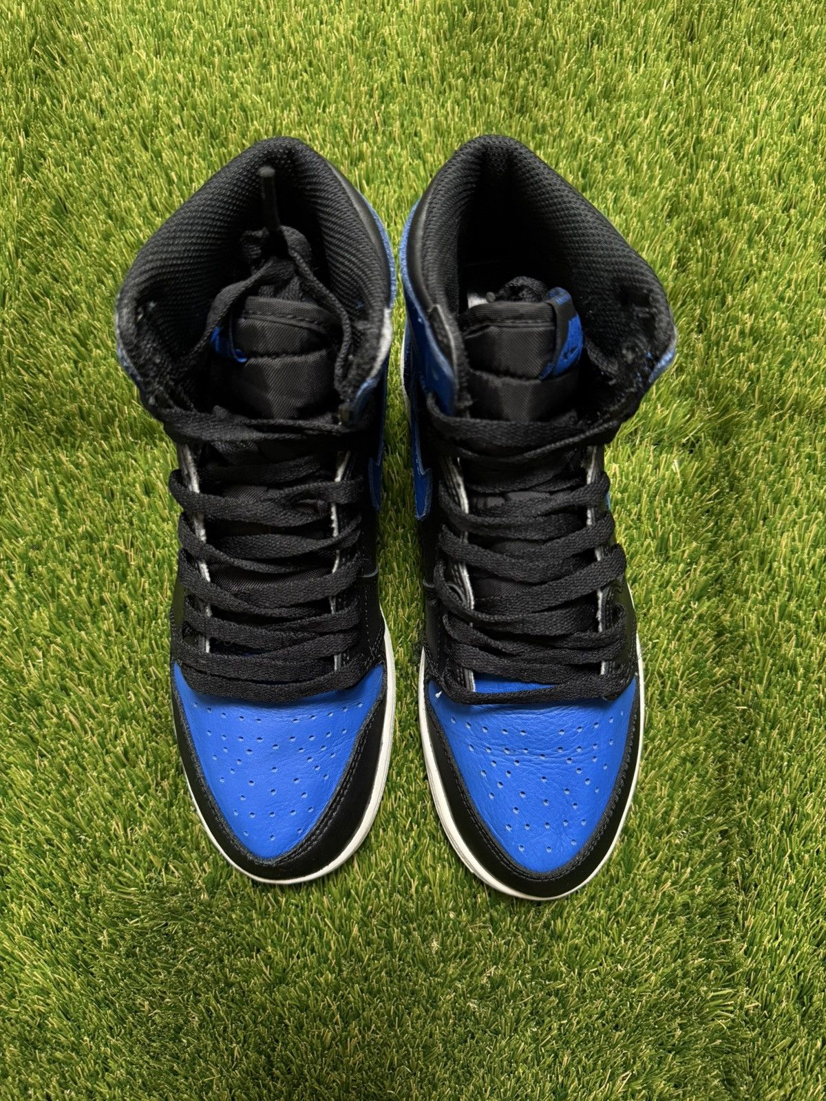 Nike Air Jordan one Royals 2017 Size US 6 / EU 39 - 3 Thumbnail