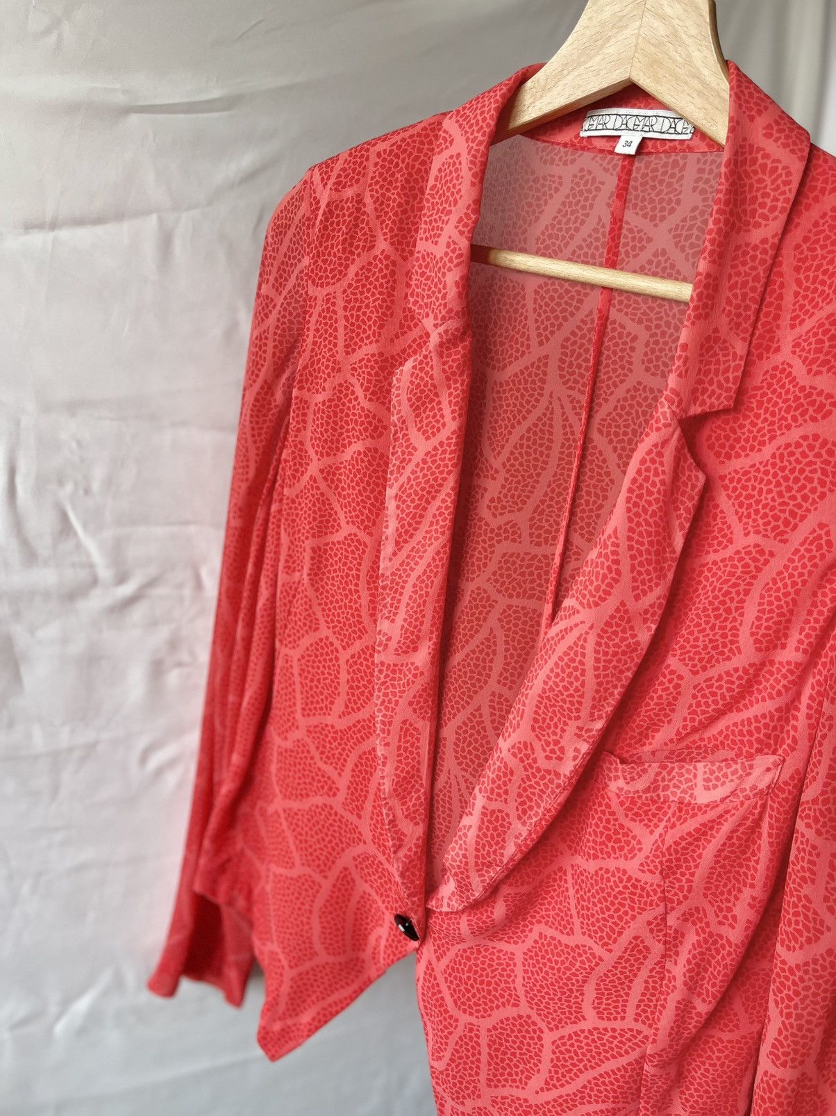 Dagmar Swedish brand DAGMAR XS 34 coral silk jacket Size XS / US 0-2 / IT 36-38 - 5 Thumbnail