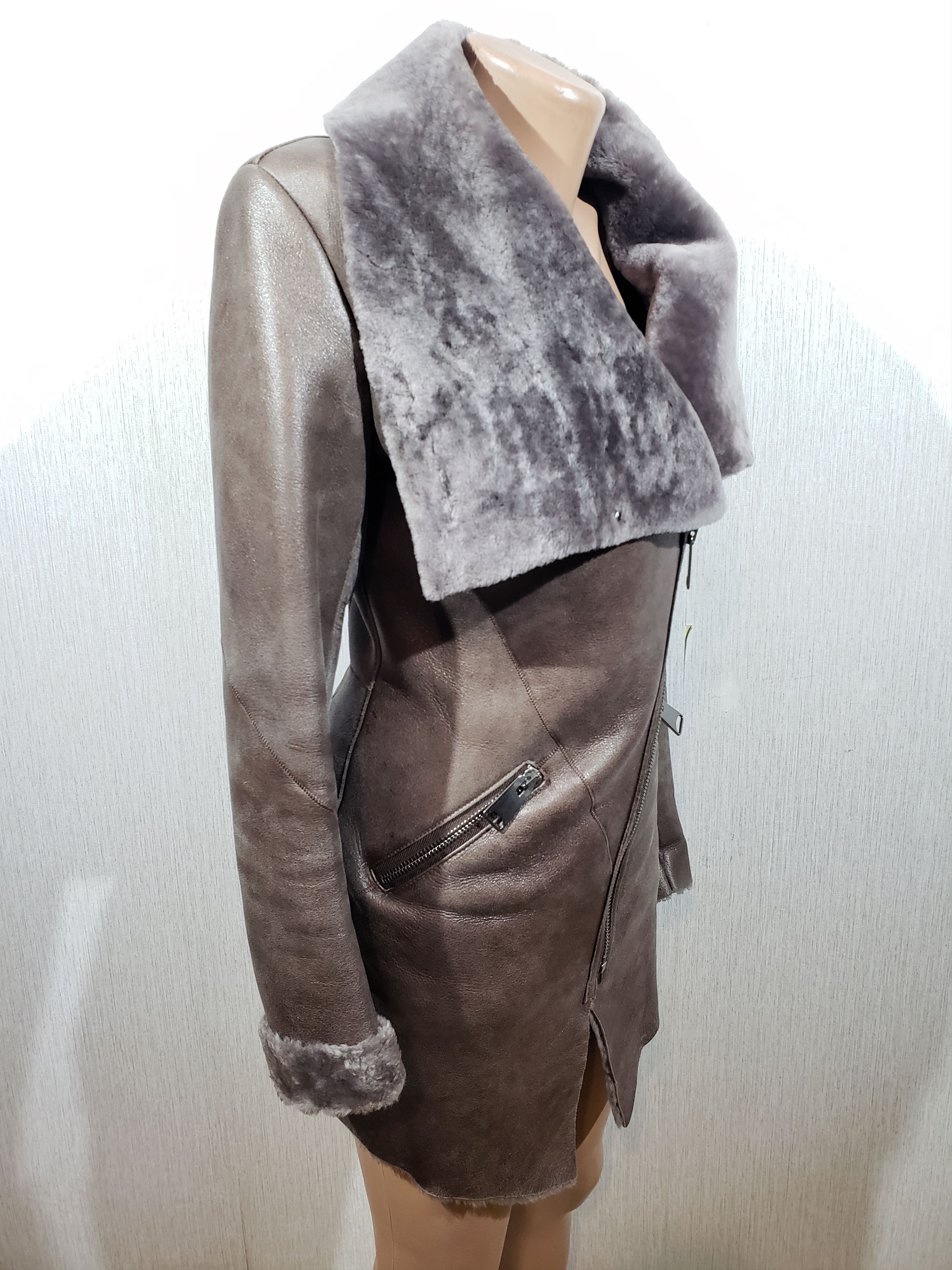 Other Stylish brown sheepskin coat with zipper. Size XS / US 0-2 / IT 36-38 - 2 Thumbnail