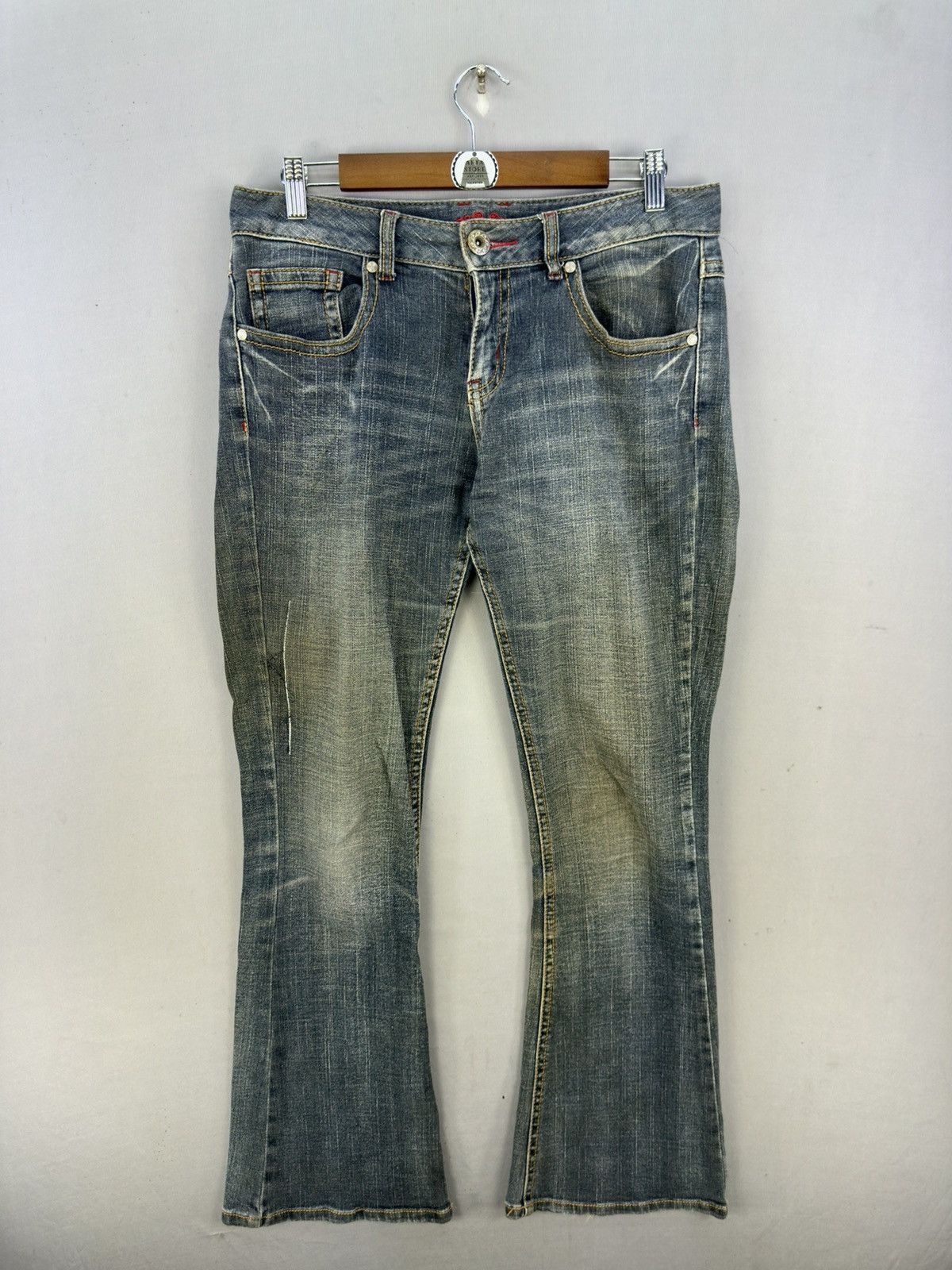 If Six Was Nine B.C.B.G Cross Skull Distressed Flared Jeans Size US 33 - 1 Thumbnail