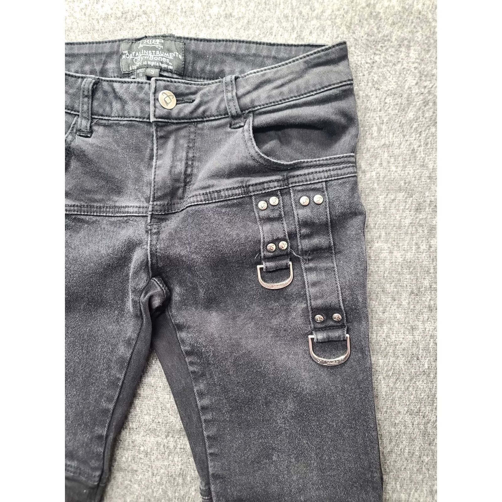Trippen VINTAGE Tripp Jeans Womens 5 26x29 Tapered Skinny Fit Emo Goth Punk Rave Bondage Leather Logo Buckle Zipper Size 27" / US 4 / IT 40 - 6 Thumbnail