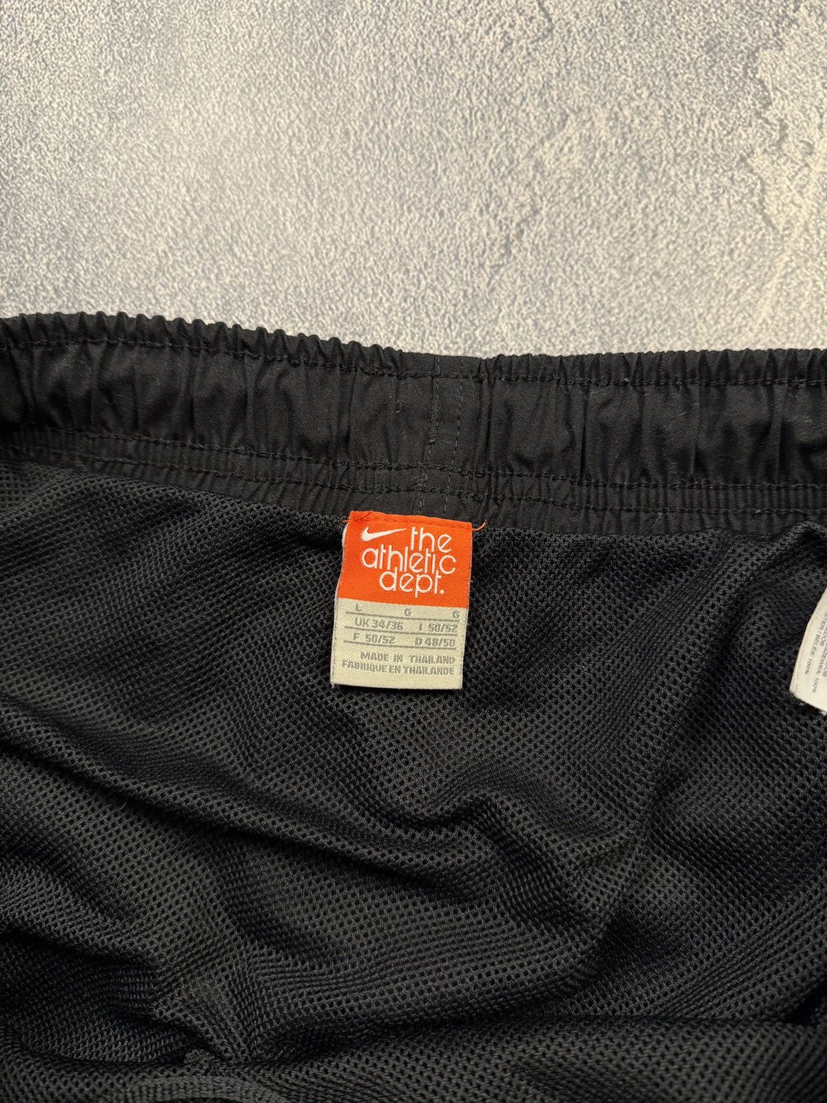Nike Vintage Nike Shorts big logo Size US 36 / EU 52 - 7 Thumbnail