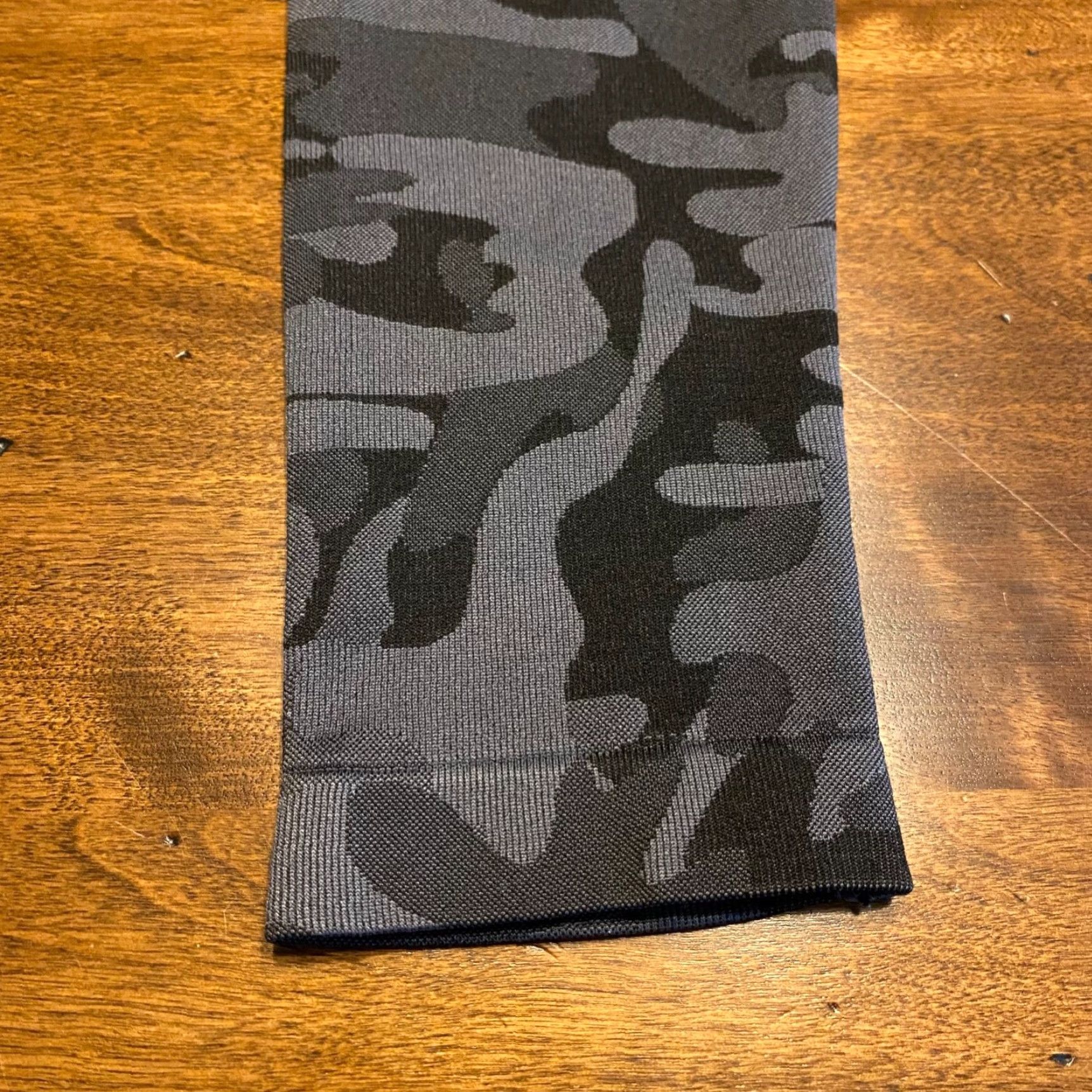 Vintage Zyia Active Leggings Capris Womens XS Black Gray Camo Workout Pants Ladies Size 26" / US 2 / IT 38 - 3 Thumbnail