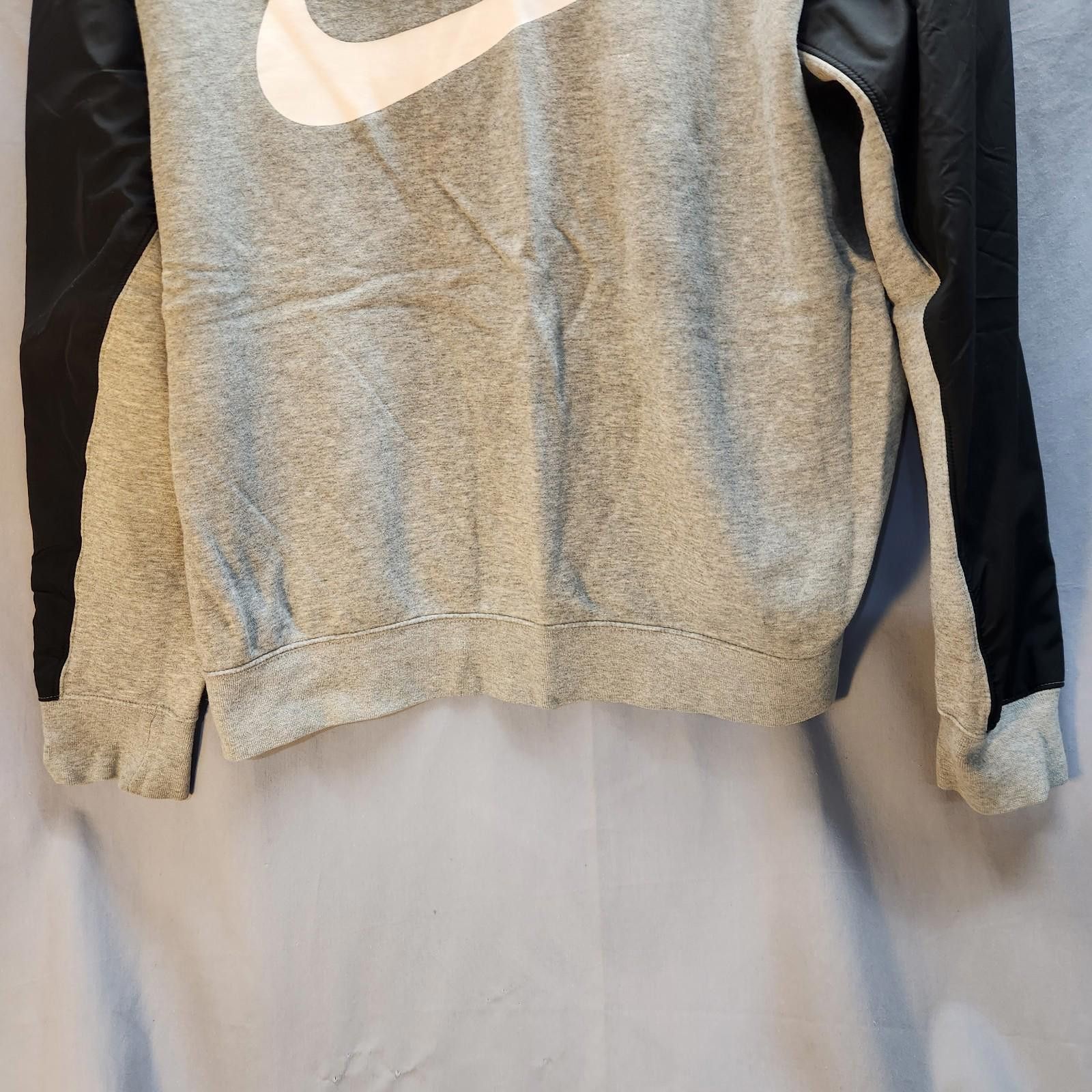 Nike Nike Gray Panel Sweatshirt Windbreaker Arms Men Size XL Size US XL / EU 56 / 4 - 3 Thumbnail