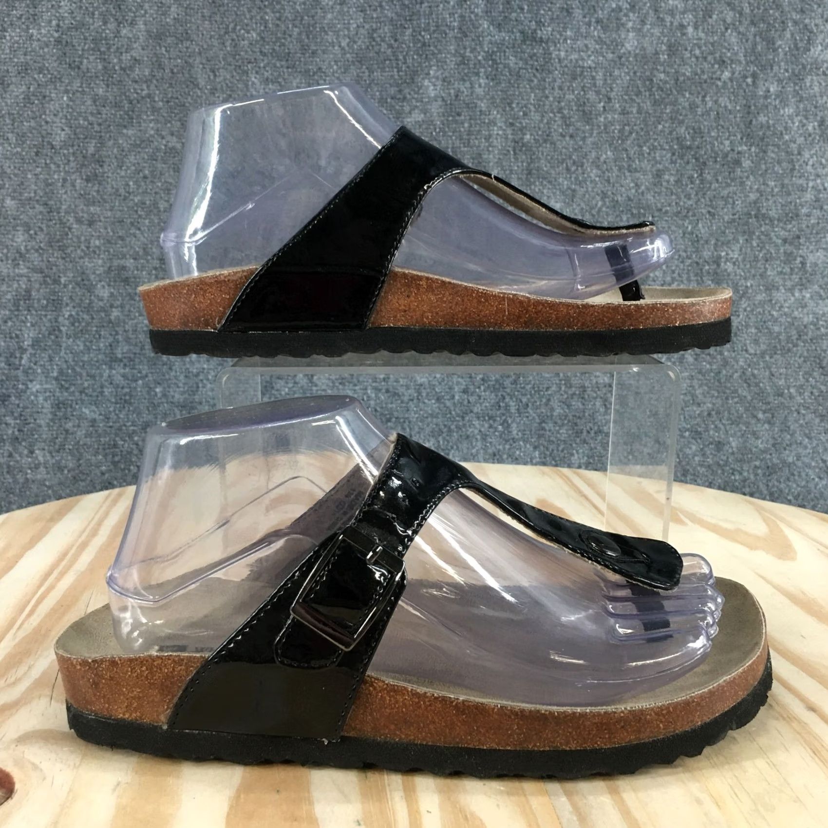 Vintage White Mountain Sandals Womens 7M Chicory Thong Black Slip On Casual W16970Z Size US 7 / IT 37 - 2 Thumbnail