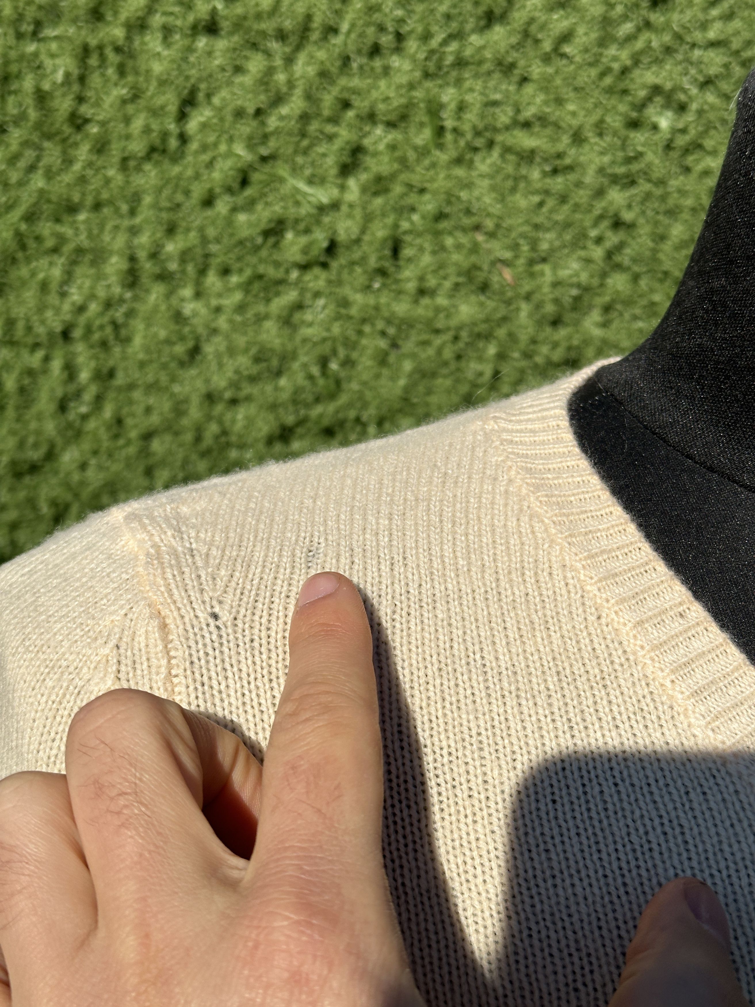 The Row The Row V-Neck Fine Knit Sweater Cashmere Camel Hair Siz XS Size XS / US 0-2 / IT 36-38 - 11 Thumbnail