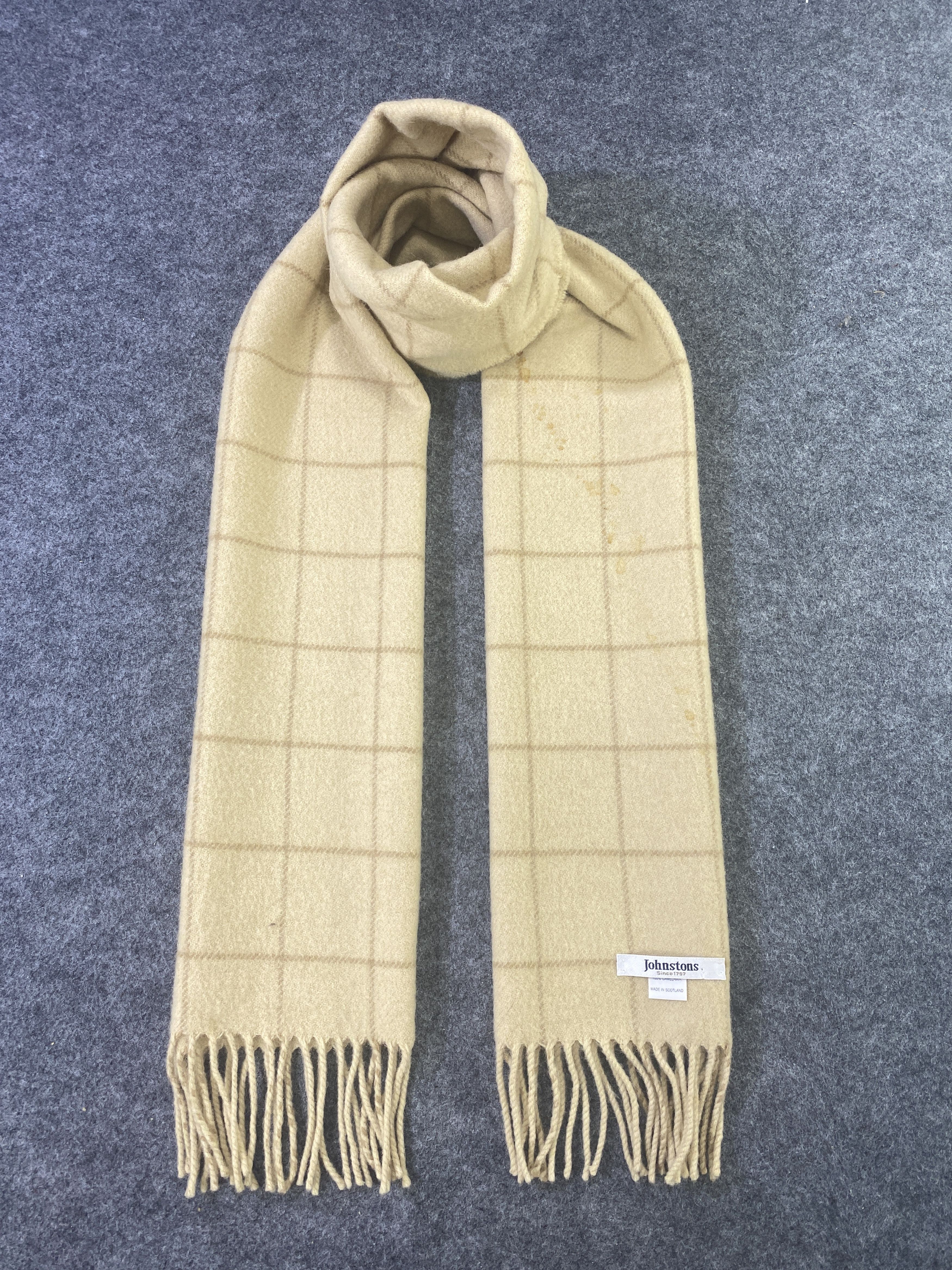 Johnstons Of Elgin Johnstons Scarf / Muffler / Neckwear -T932 Size ONE SIZE - 1 Thumbnail