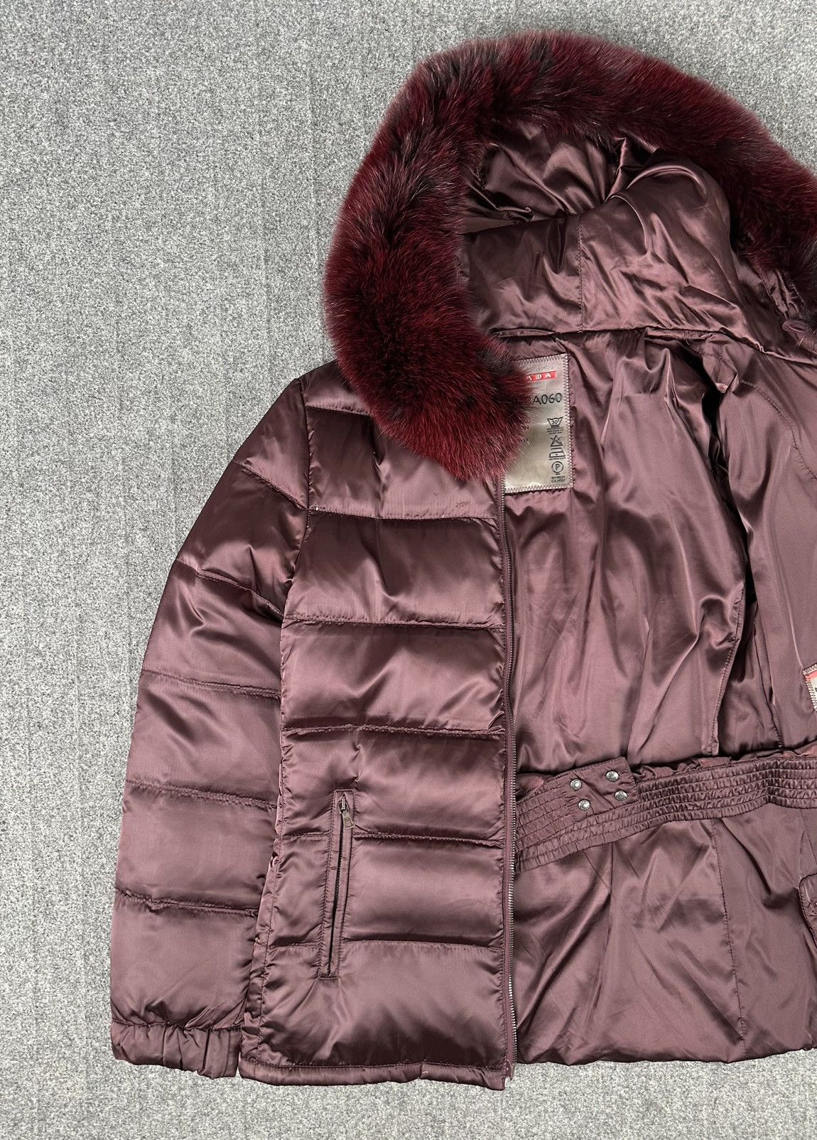 Prada Prada - 09 Down Zip-Up Nylon Hooded Jacket Fox Fur - Maroon Size M / US 6-8 / IT 42-44 - 6 Thumbnail
