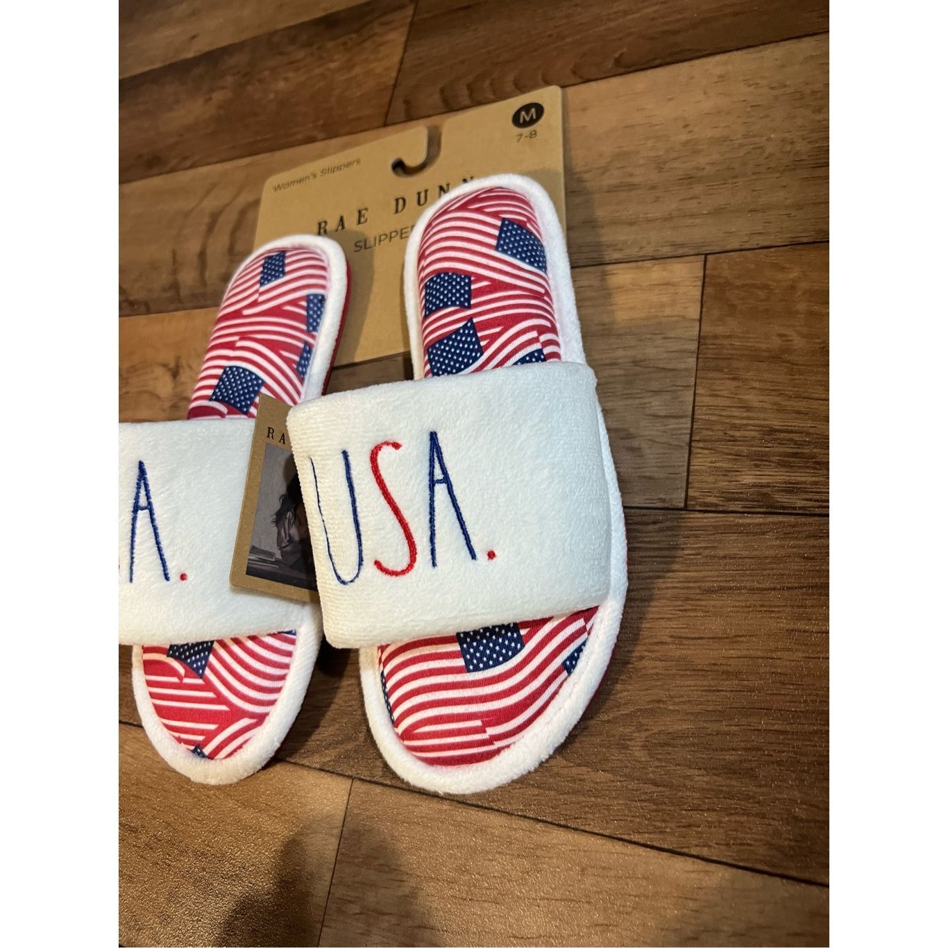 Other Rae Dunn USA Woman’s Slippers Size Medium 7-8 NEW MSRP $38 Size US 7 / IT 37 - 2 Thumbnail