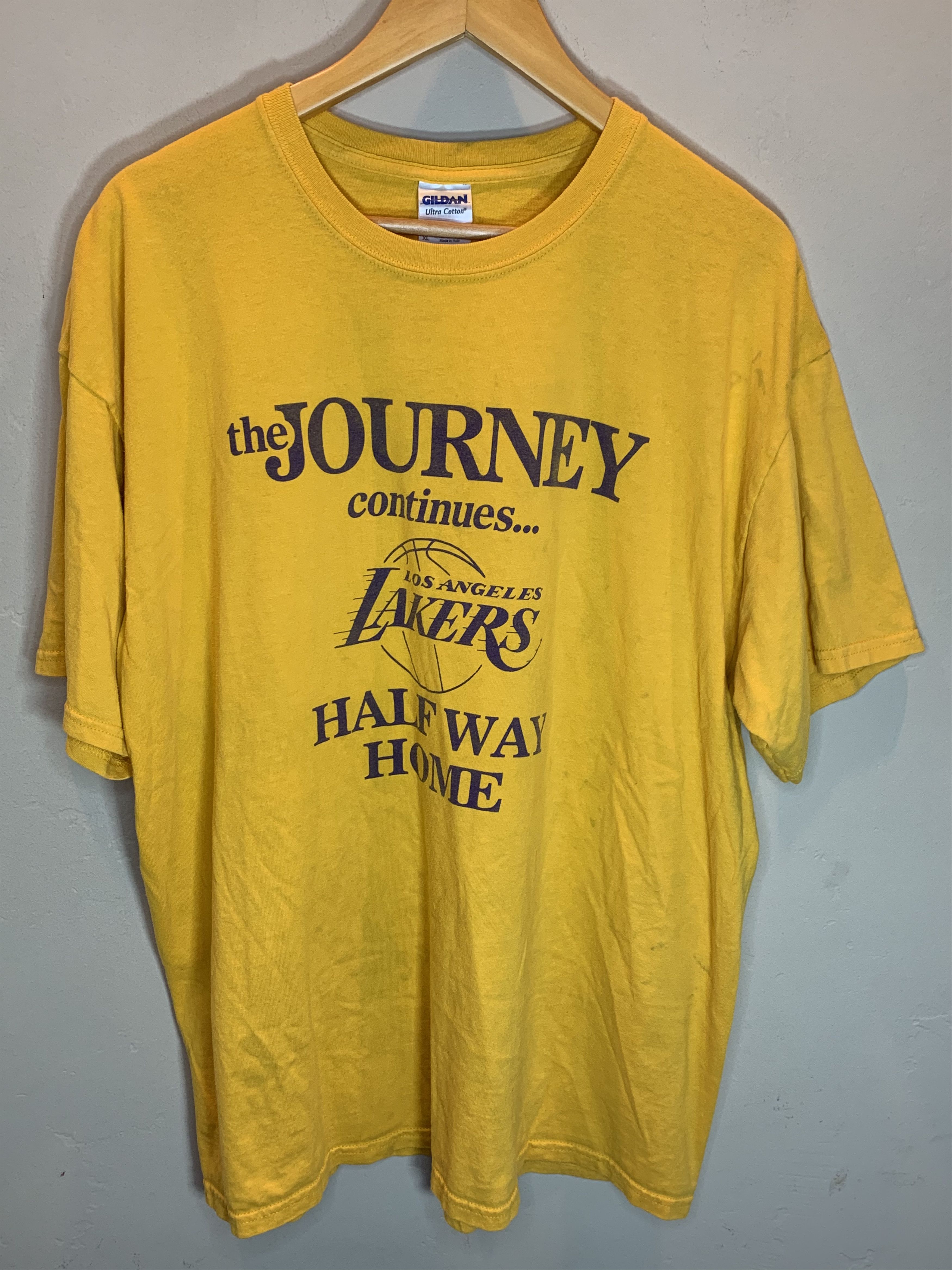 Vintage RARE* Vintage Los Angeles Lakers LA Journey Continues Shirt Size US XL / EU 56 / 4 - 1 Thumbnail