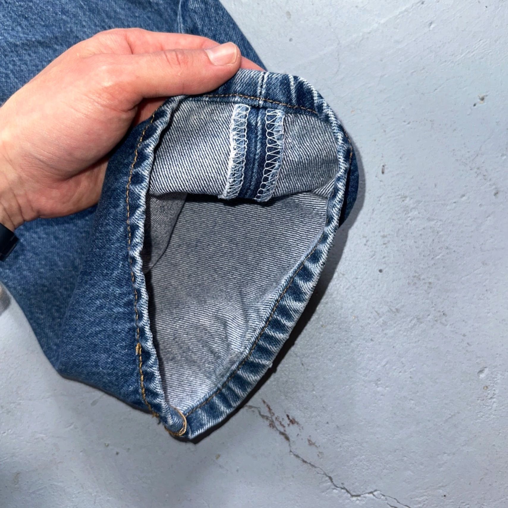 Levi's Levi's 501 Vintage Jeans Straight Denim Blue 42x32 Regular Men 90s Distressed Mid Rise 42 32 S Mid Blue Jeans Mens Levi's 501 Series 501 Size US 42 / EU 58 - 4 Thumbnail