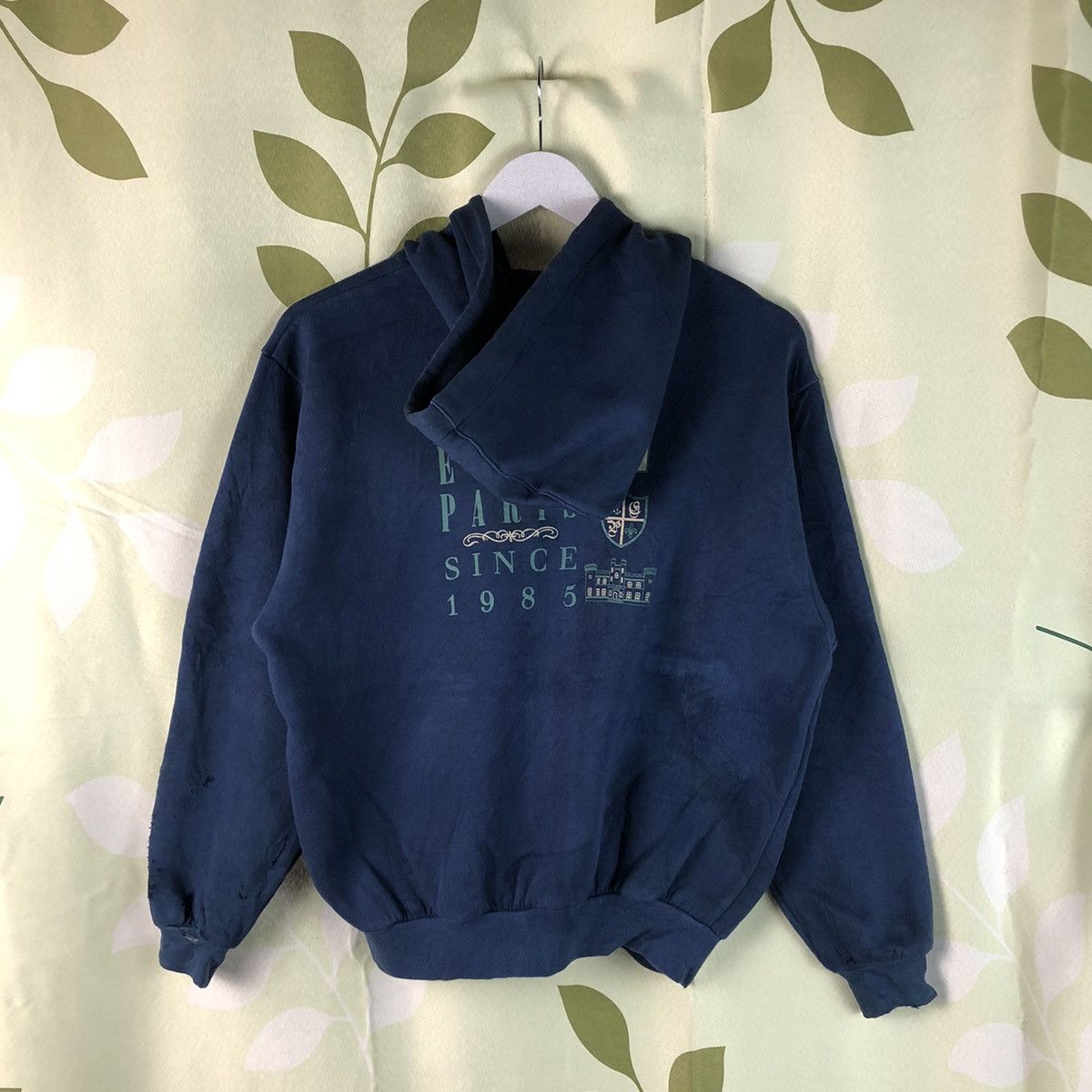 Japanese Brand × Vintage Elle Paris vintage distressed ripped Dark Blue Hoodie #7453 Size US M / EU 48-50 / 2 - 7 Thumbnail