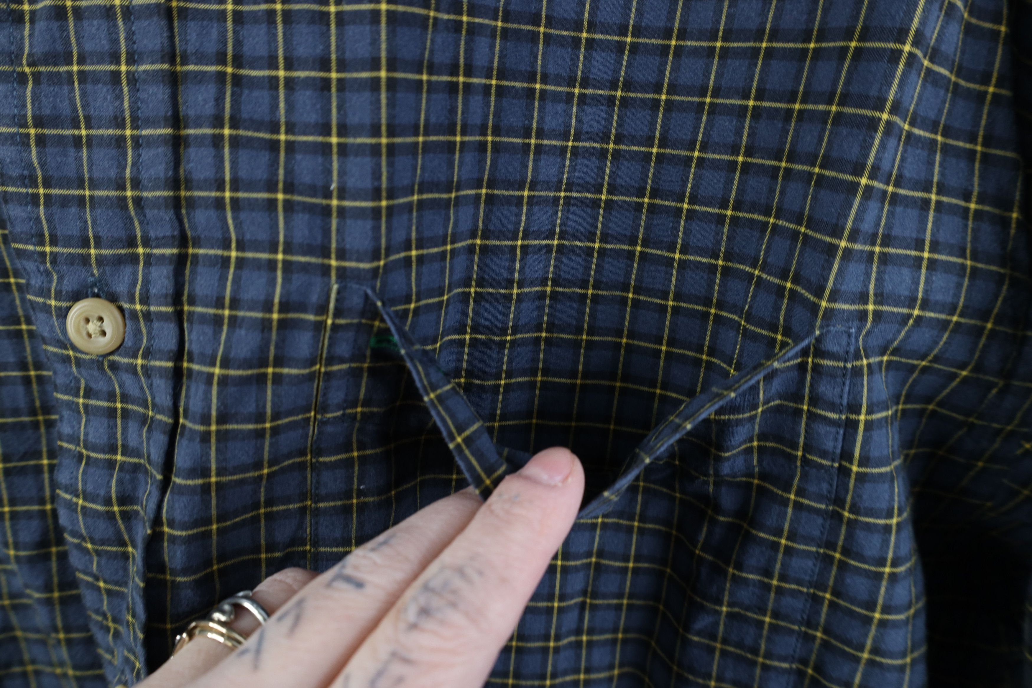 Tommy Hilfiger Vintage 90s Tommy Hilfiger Collared Button Down Shirt Plaid Size US S / EU 44-46 / 1 - 6 Thumbnail