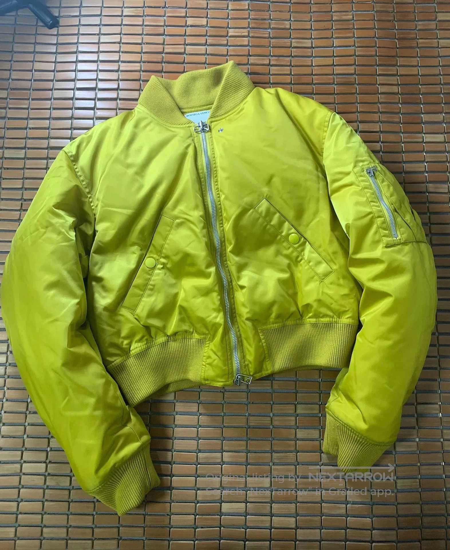 Bottega Veneta Bottega Veneta Short Yellow Down Pilot Jacket. Size L / US 10 / IT 46 - 1 Thumbnail