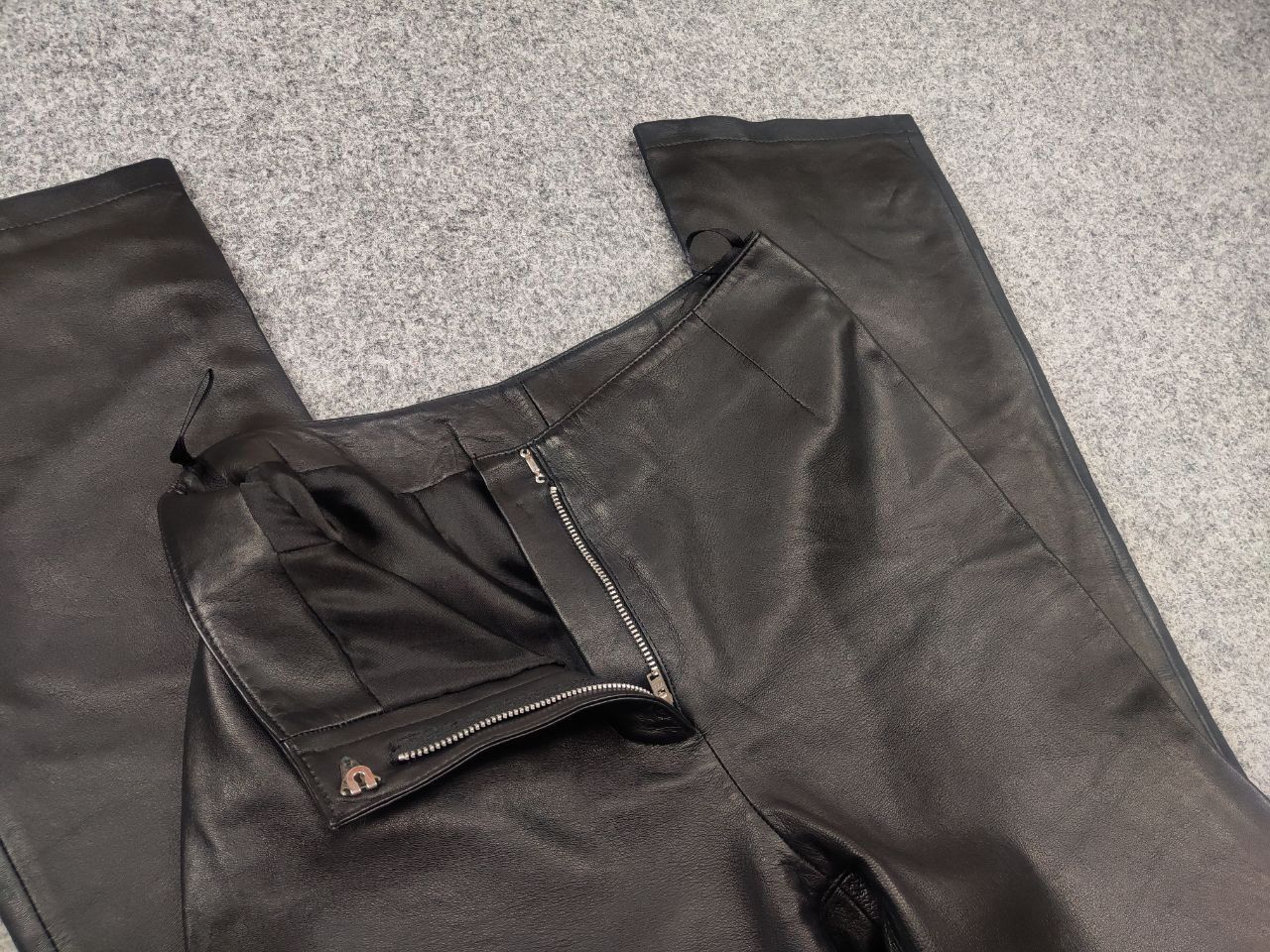 If Six Was Nine Vintage Hysteric Y2K Le Grand Bleu Bootcut Leather Pants Size 27" / US 4 / IT 40 - 13 Thumbnail