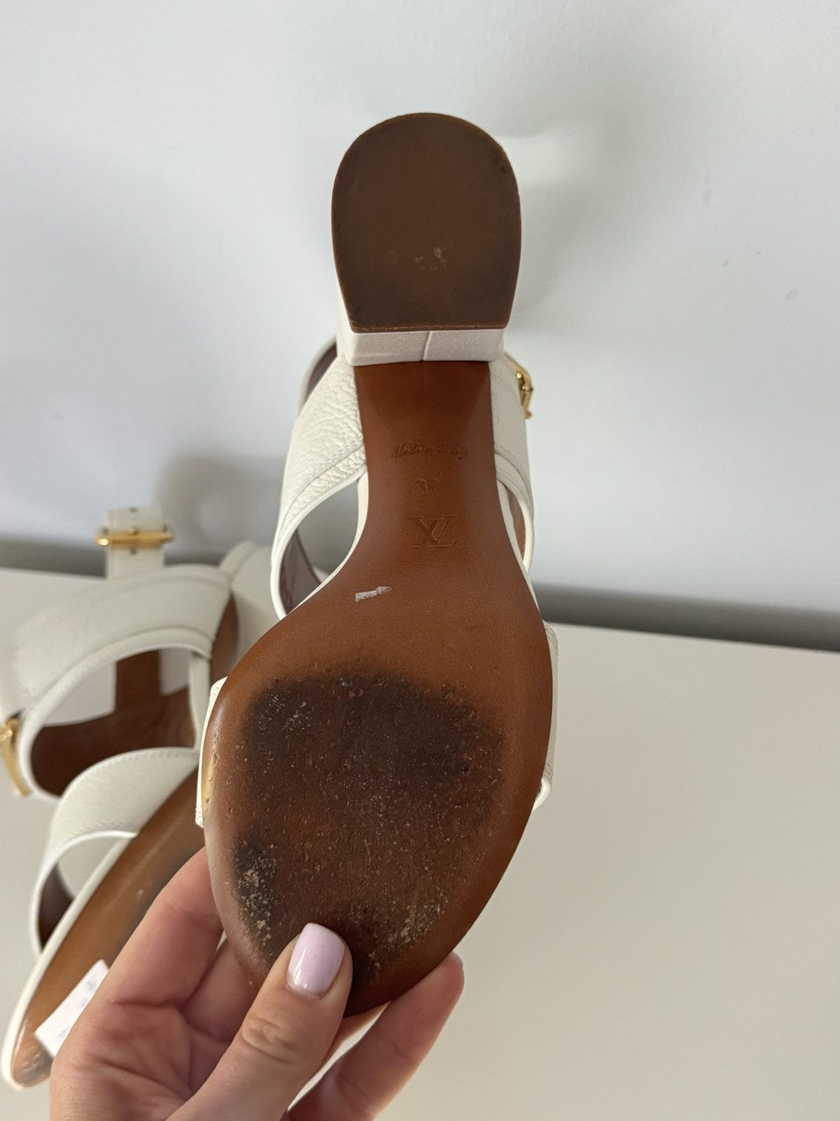 Louis Vuitton Louis Vuitton Horizon Sandals Size US 7 / IT 37 - 6 Thumbnail