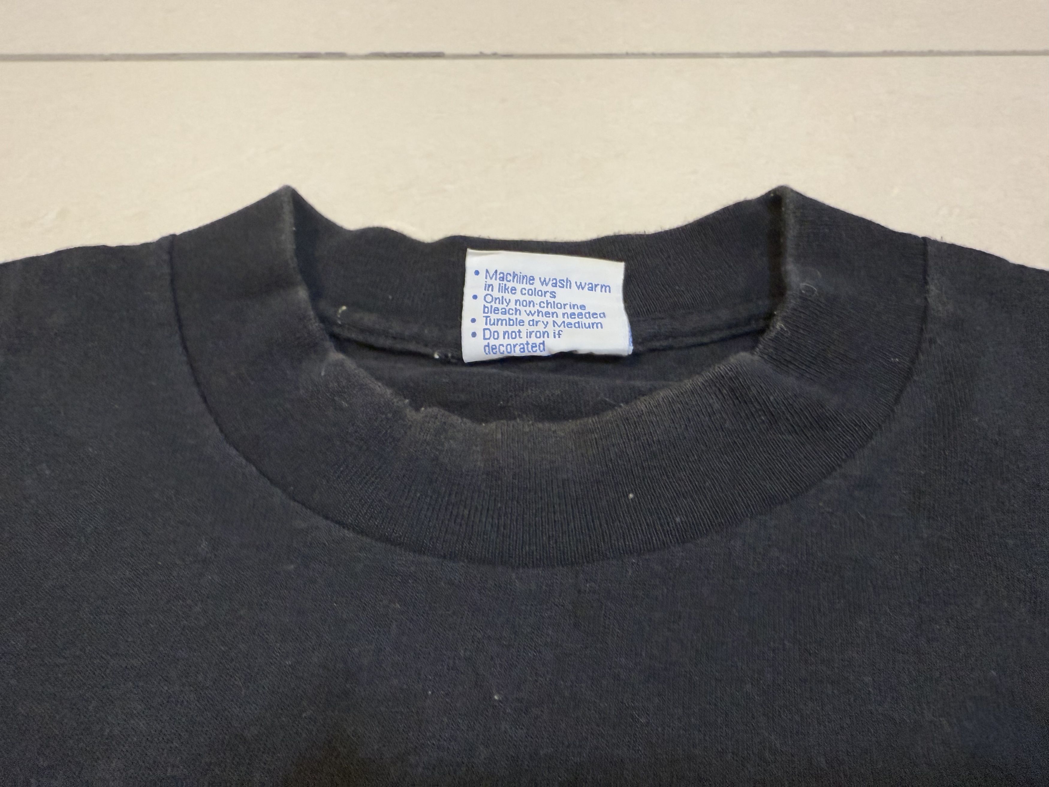 Vintage Vintage 90s The Haunting 1999 Movie T-Shirt Size US M / EU 48-50 / 2 - 4 Thumbnail