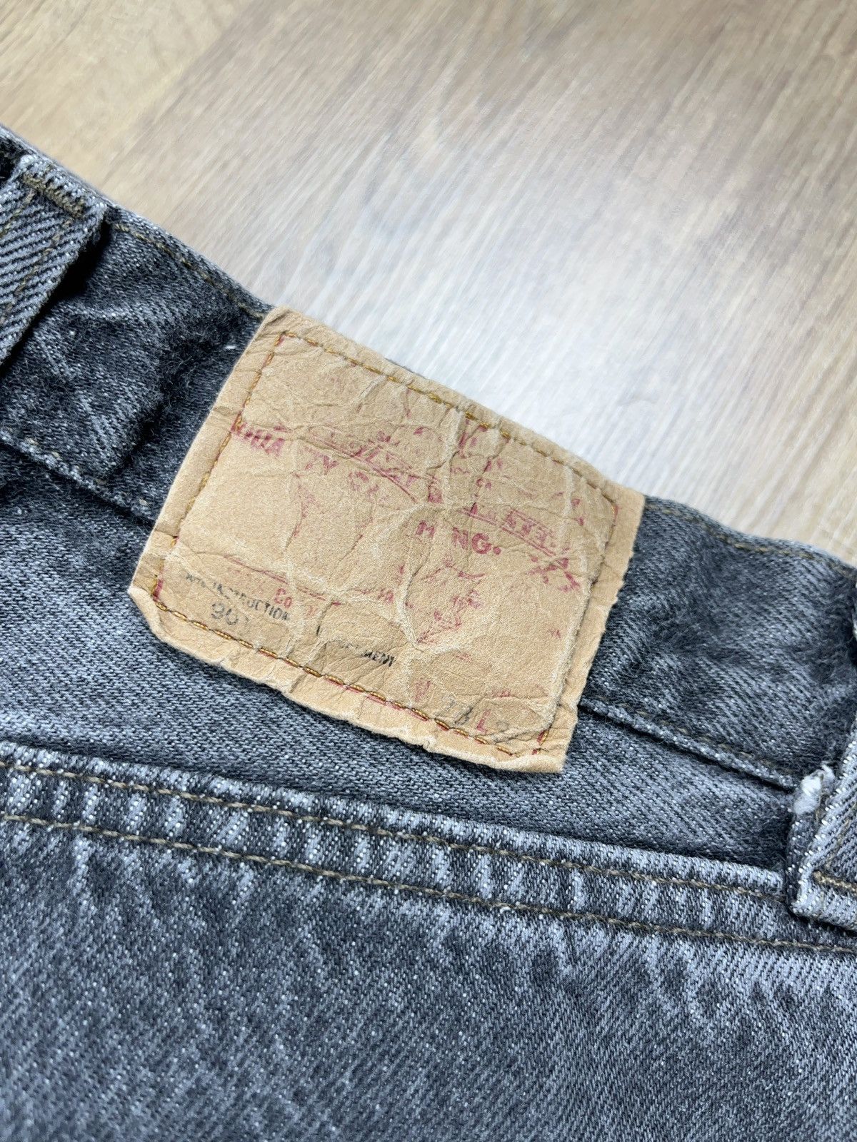 Levi's × Levi's Vintage Clothing × Vintage ➕Levi’s 901 80s vintage gray sunfade loose fit jeans Size 26" / US 2 / IT 38 - 4 Thumbnail