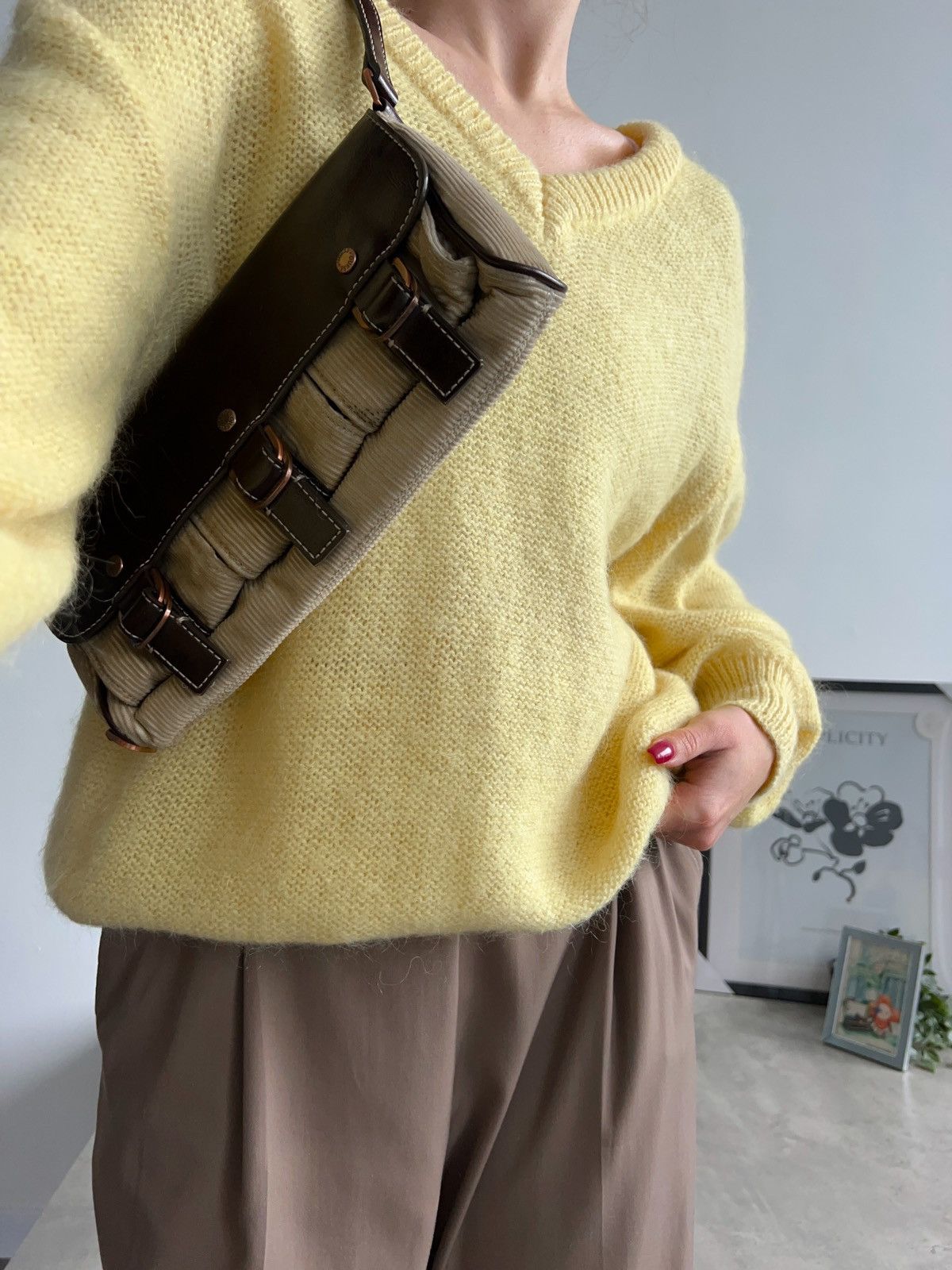 Vintage Beautiful Yellow Vintage Wool Alpaca Sweater Italian Size M / US 6-8 / IT 42-44 - 6 Thumbnail