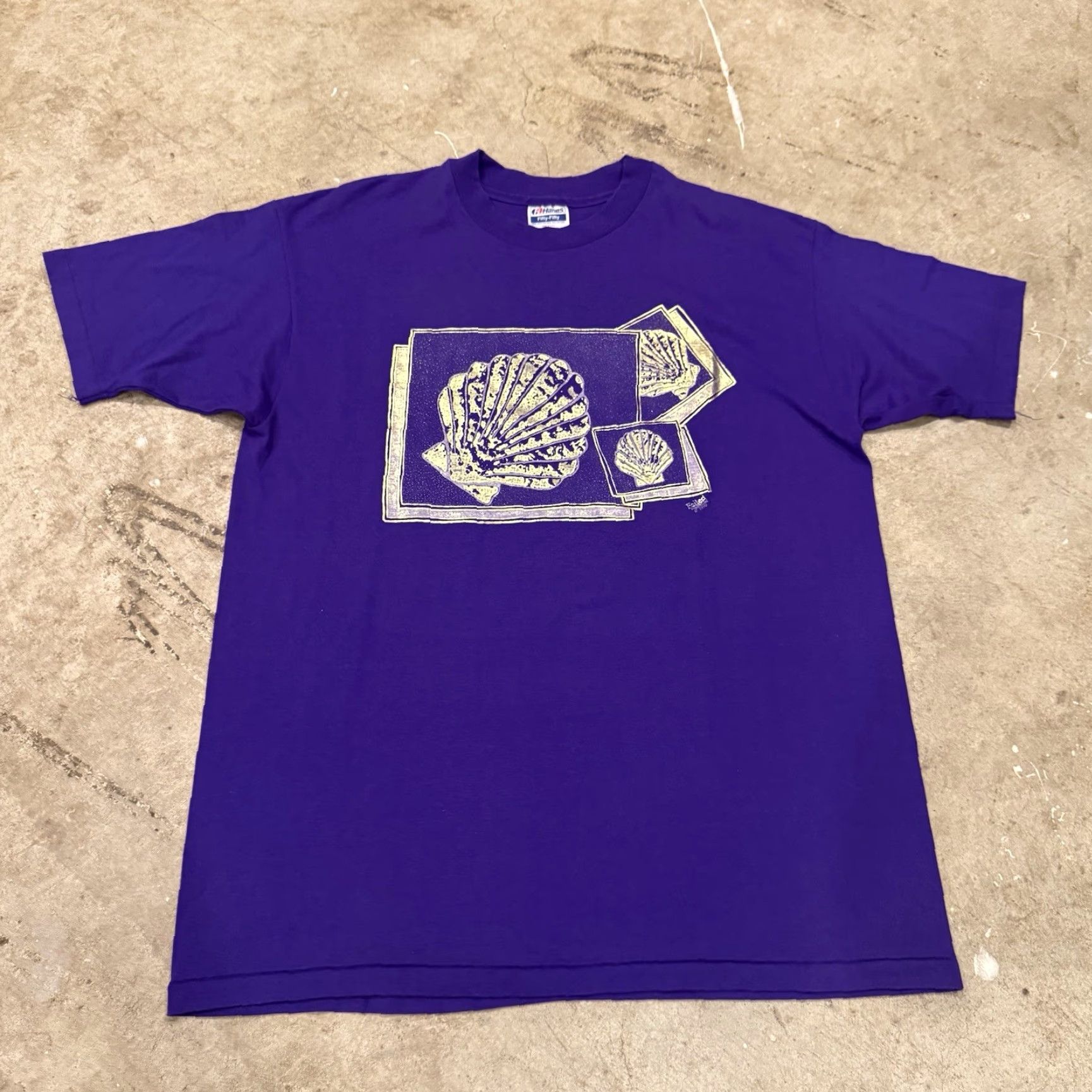 Hanes VINTAGE Seashell Nature Graphic Shirt Mens XL Hanes Purple Hanes Purple Seashell Nature Graphic Shirt XL Mens Vintage 90s Size US XL / EU 56 / 4 - 2 Thumbnail